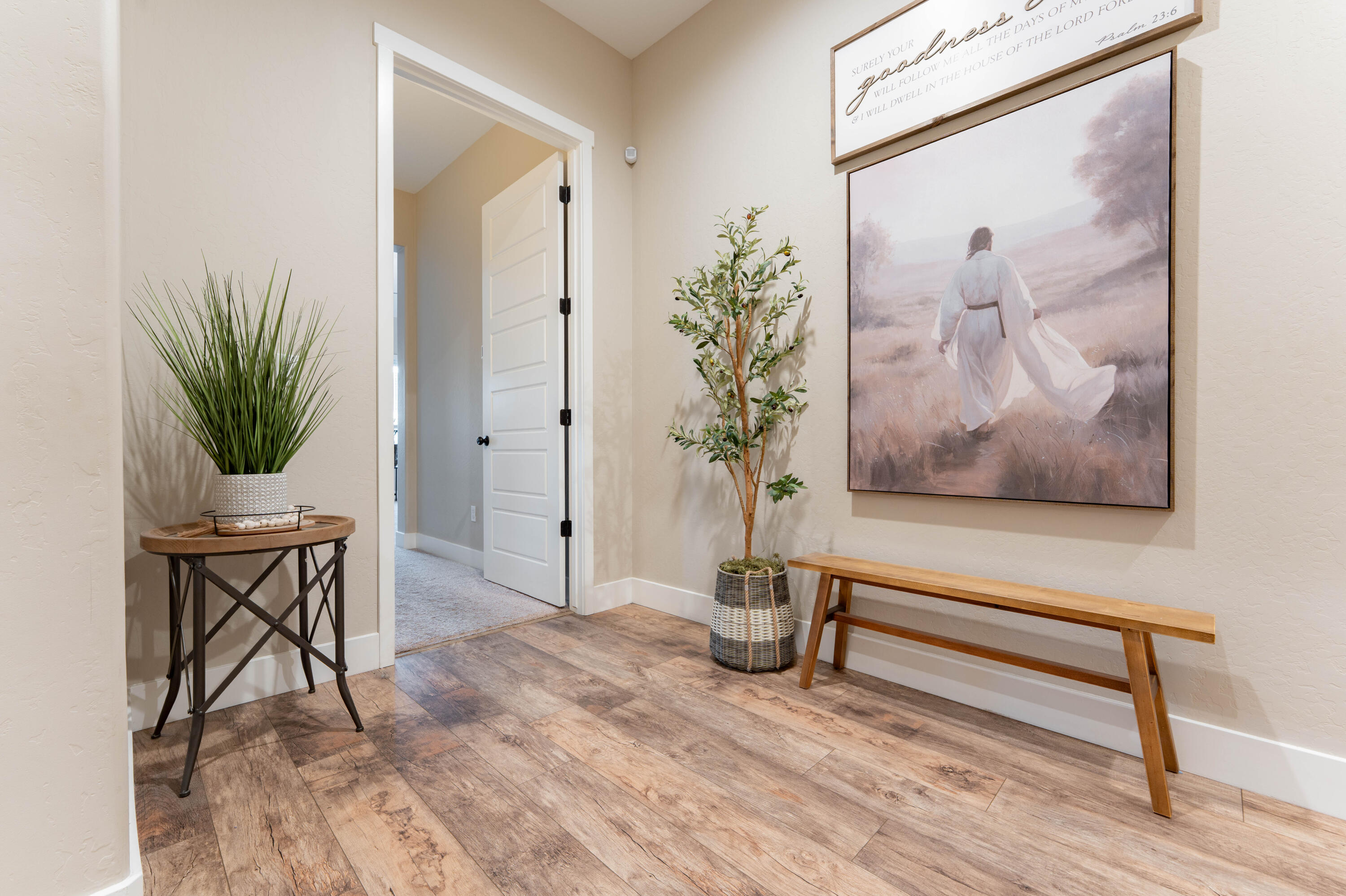 3601 W Lark Ave, Visalia, CA 93291