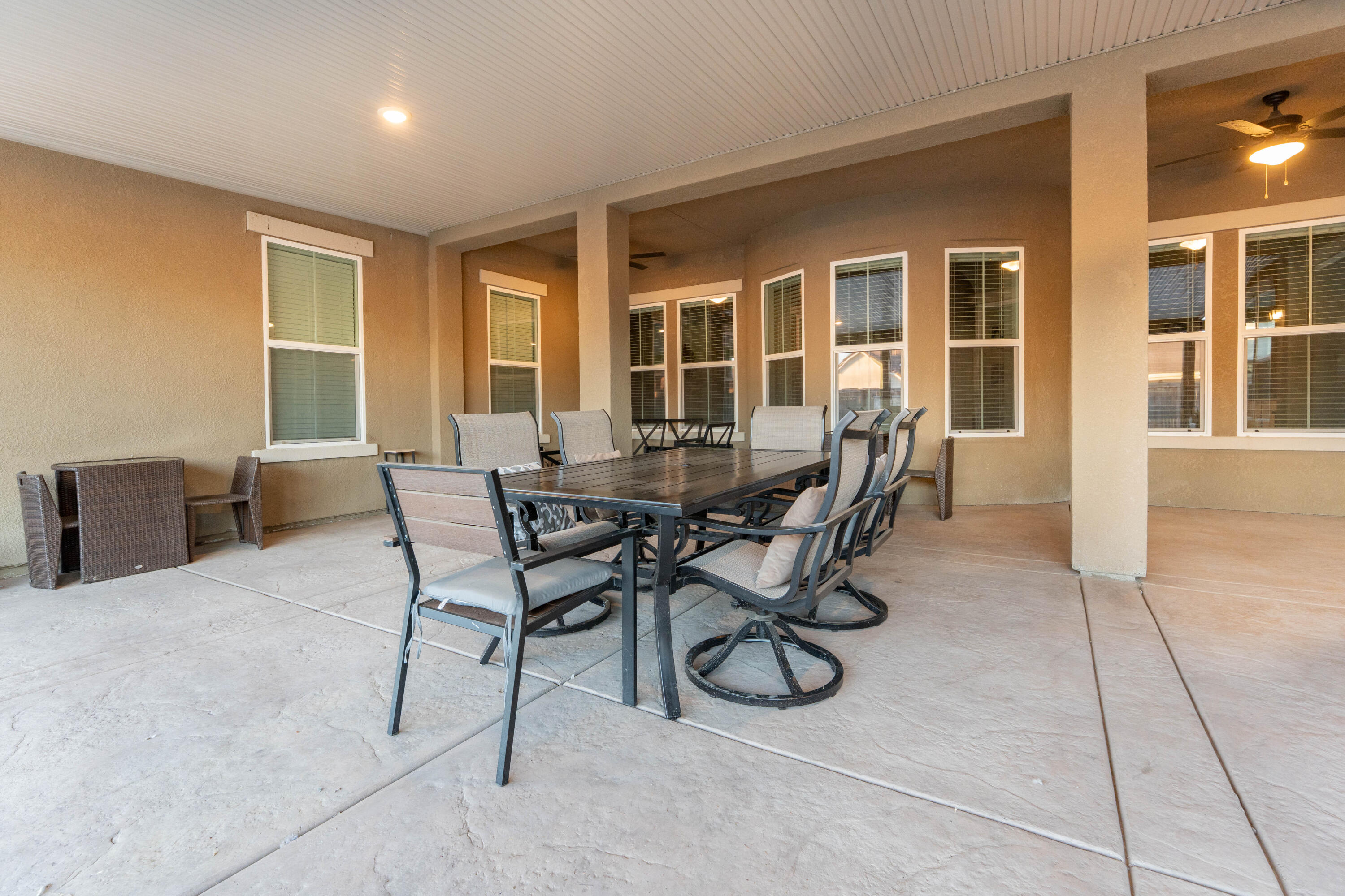 3601 W Lark Ave, Visalia, CA 93291