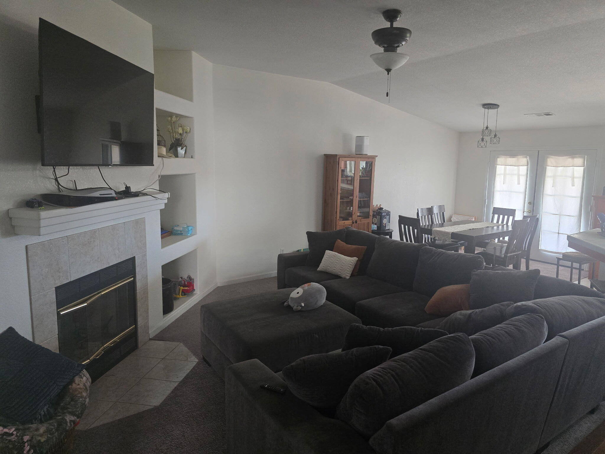 1239 Linda Way, Porterville, CA 93257