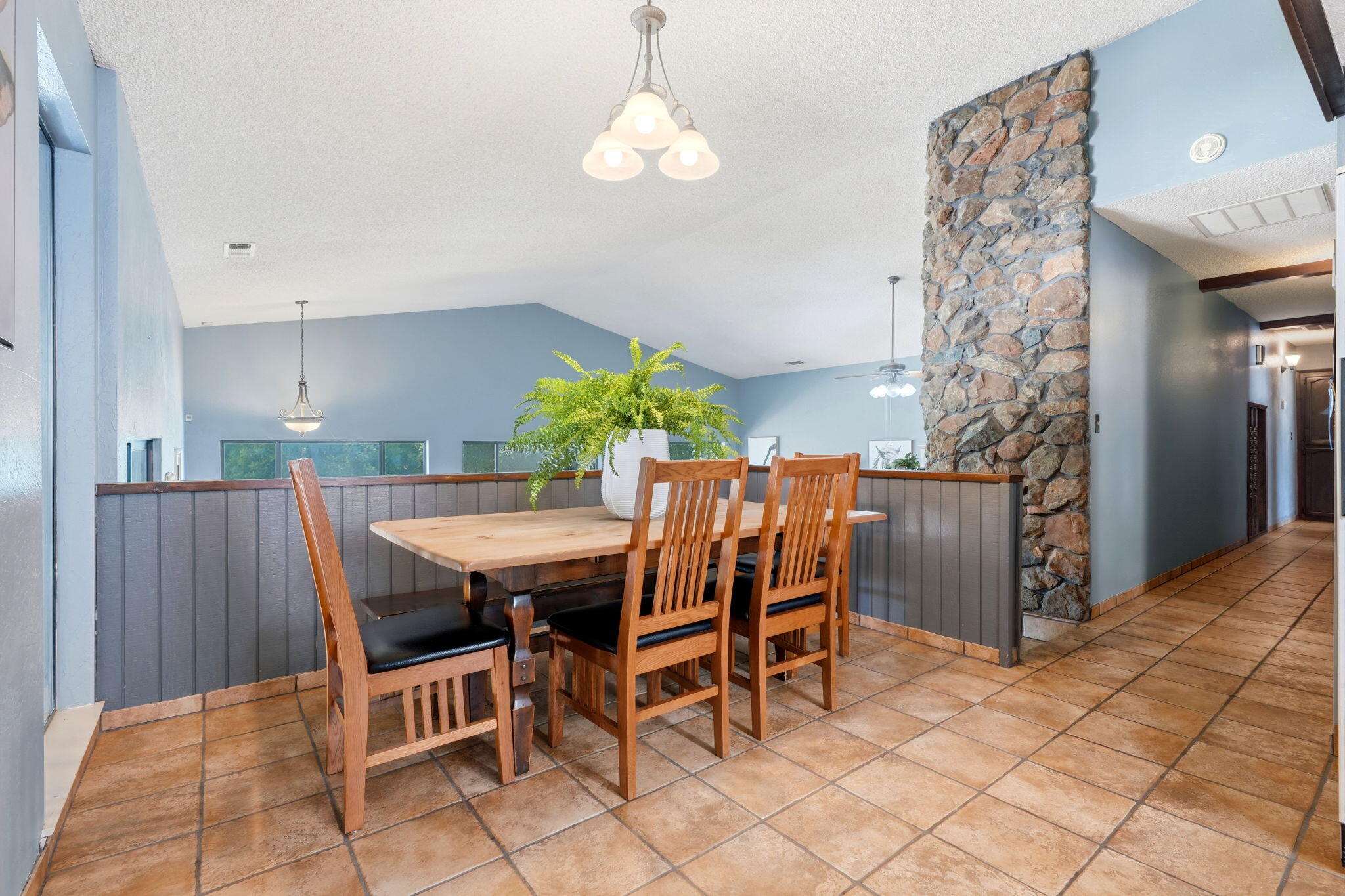 28843 California 190, Porterville, CA 93257