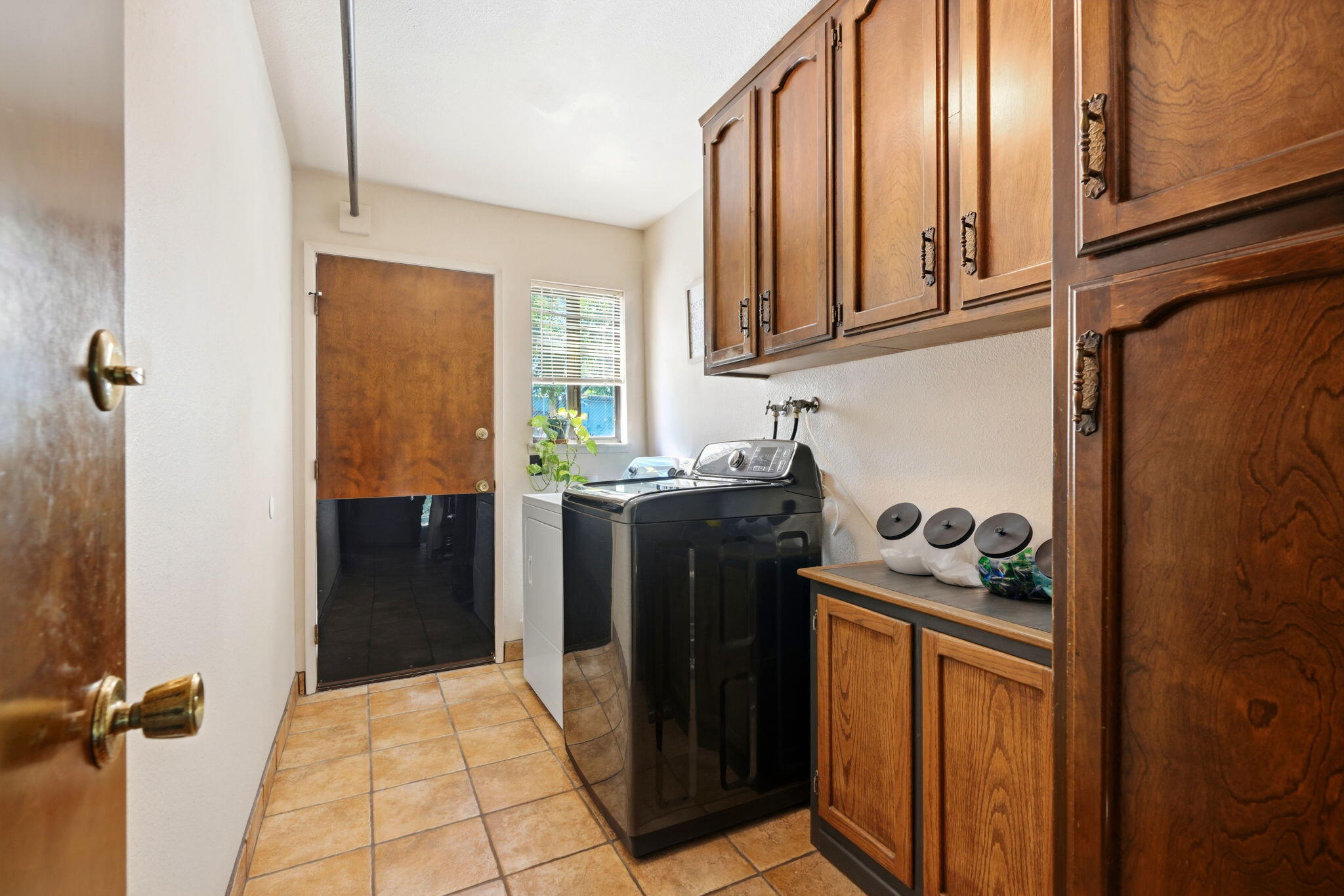 28843 California 190, Porterville, CA 93257