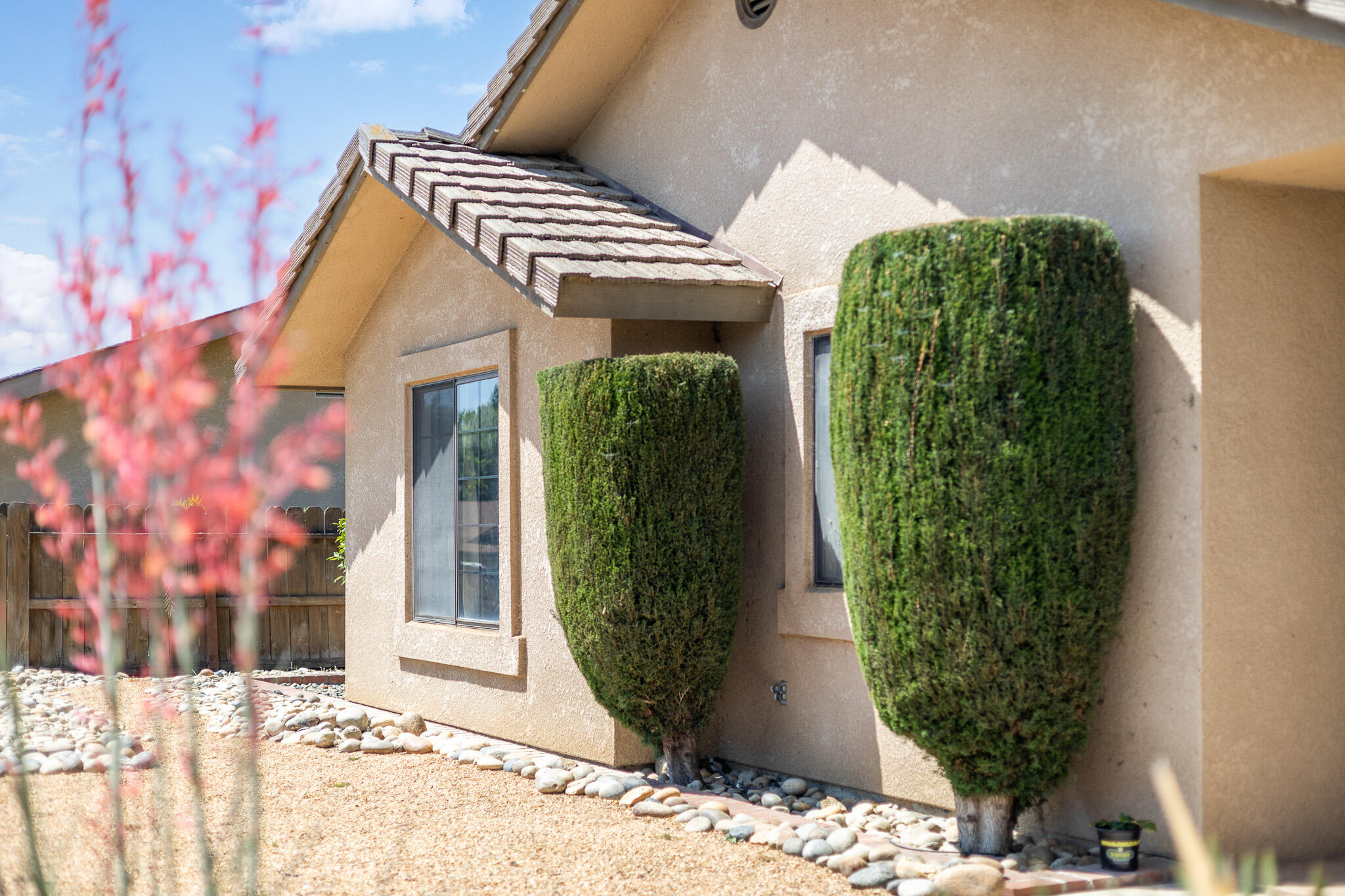 25 Fairway Dr, Porterville, CA 93257