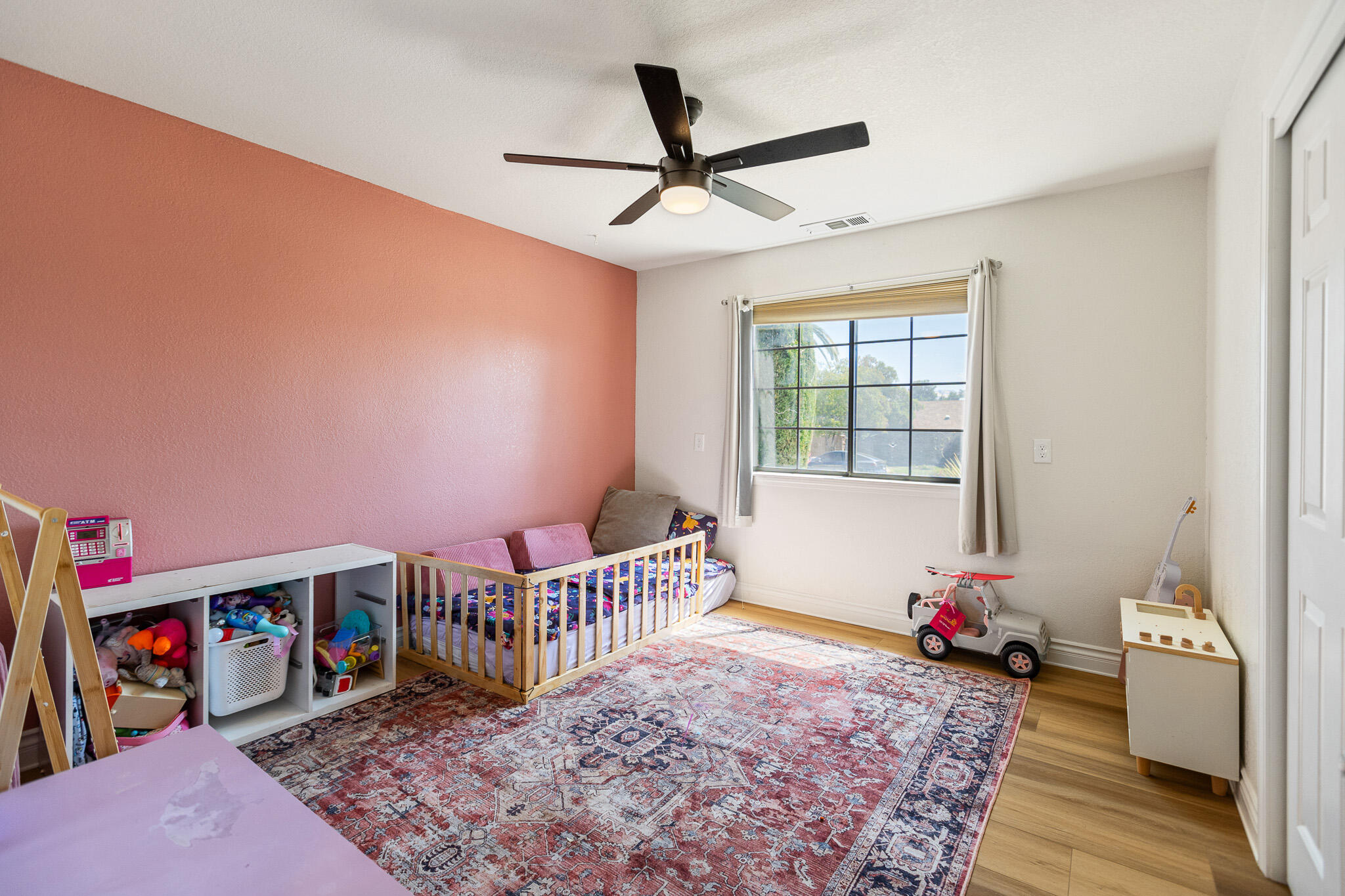 25 Fairway Dr, Porterville, CA 93257