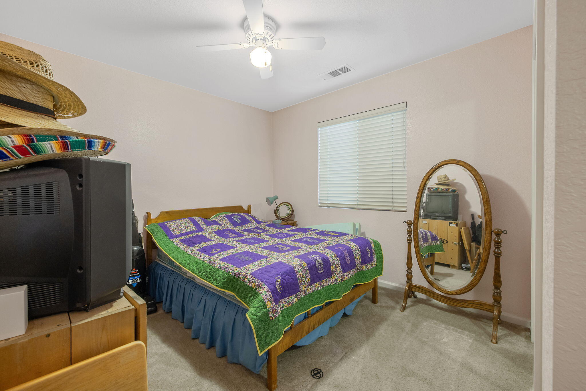 3239 W Packwood Ct, Visalia, CA 93277