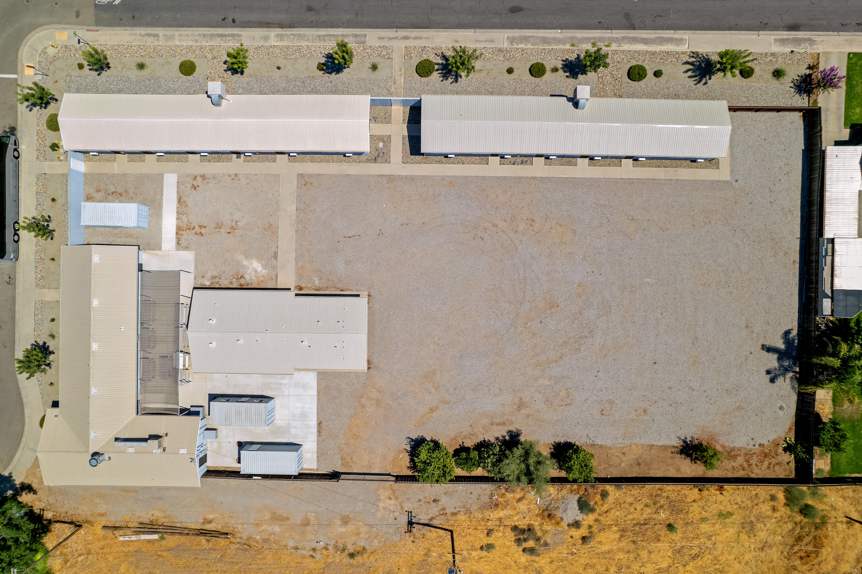 636 W Kern St, Dinuba, CA 93618