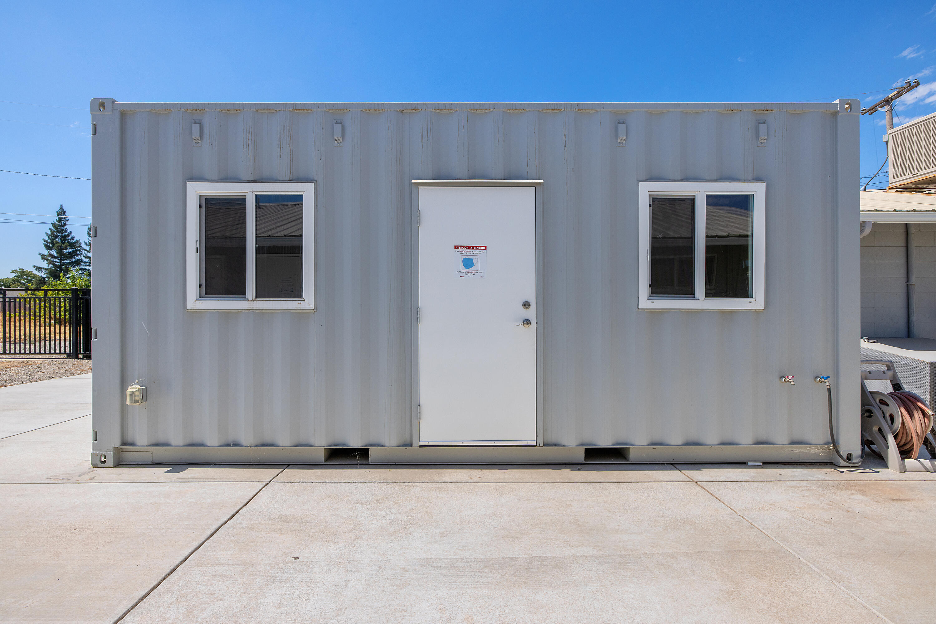636 W Kern St, Dinuba, CA 93618