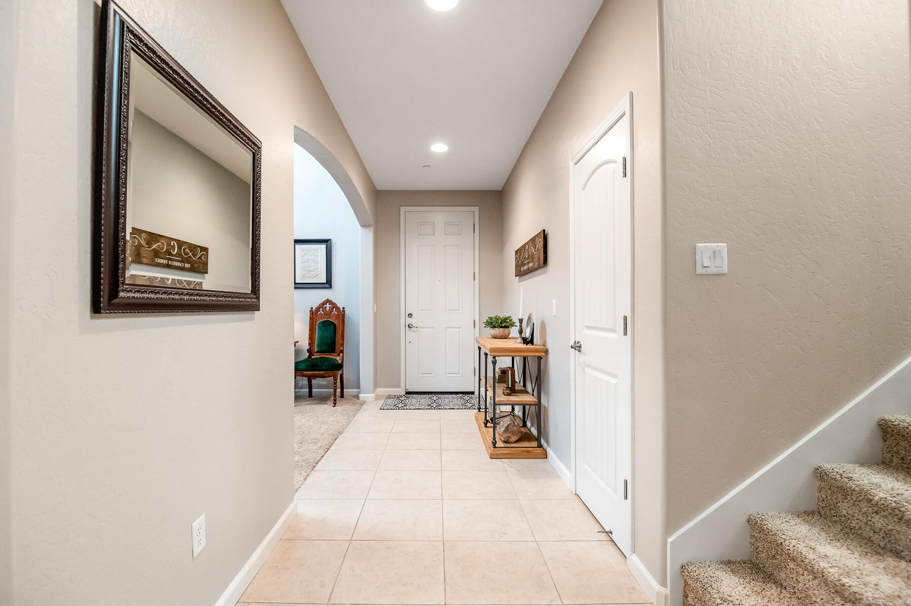 6301 W Oriole Ave, Visalia, CA 93291