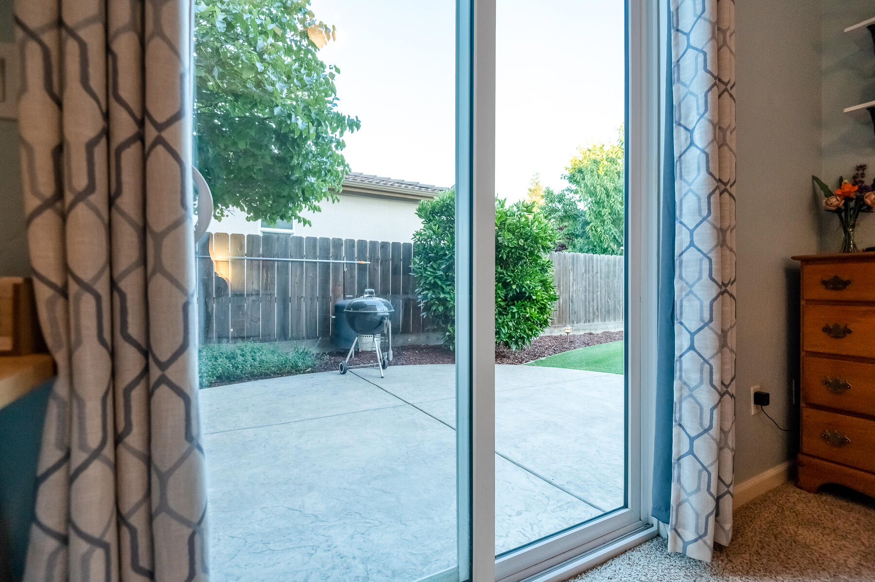 6301 W Oriole Ave, Visalia, CA 93291