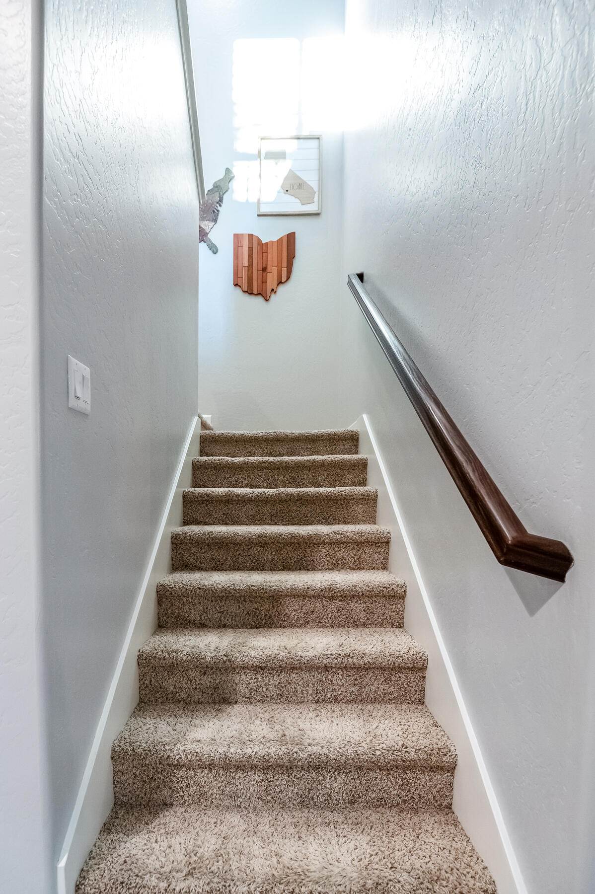 6301 W Oriole Ave, Visalia, CA 93291