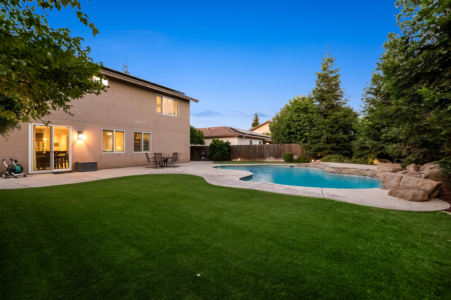 6301 W Oriole Ave, Visalia, CA 93291