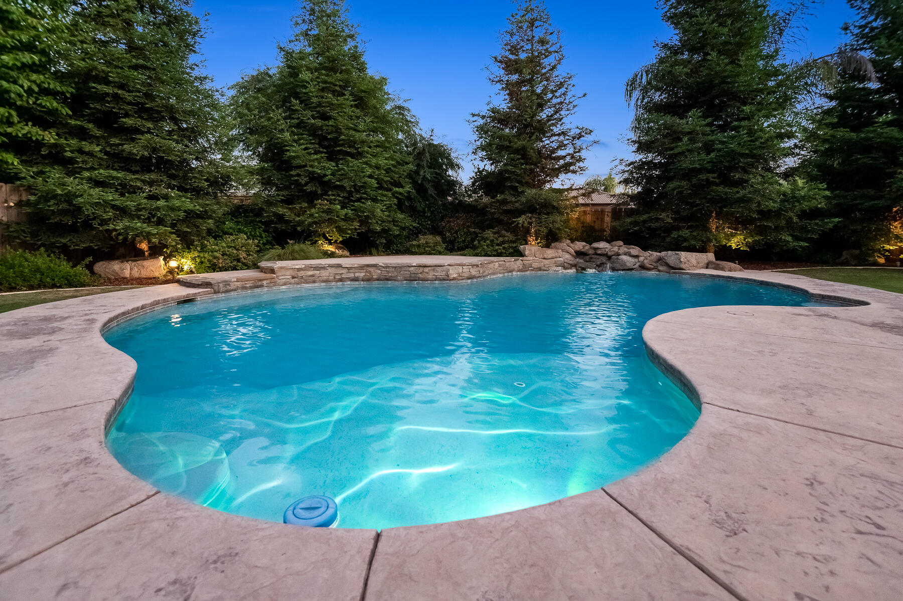 6301 W Oriole Ave, Visalia, CA 93291