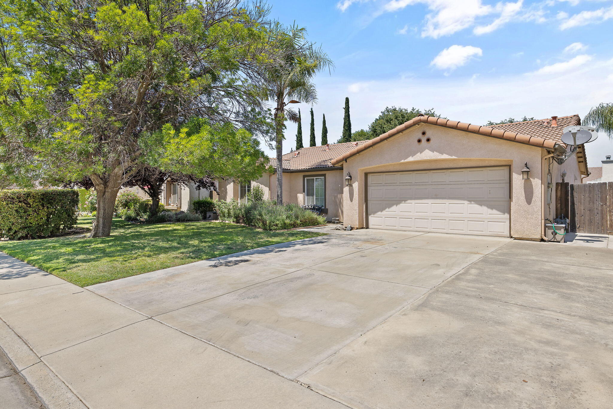 4036 E Harvard Ave, Visalia, CA 93292