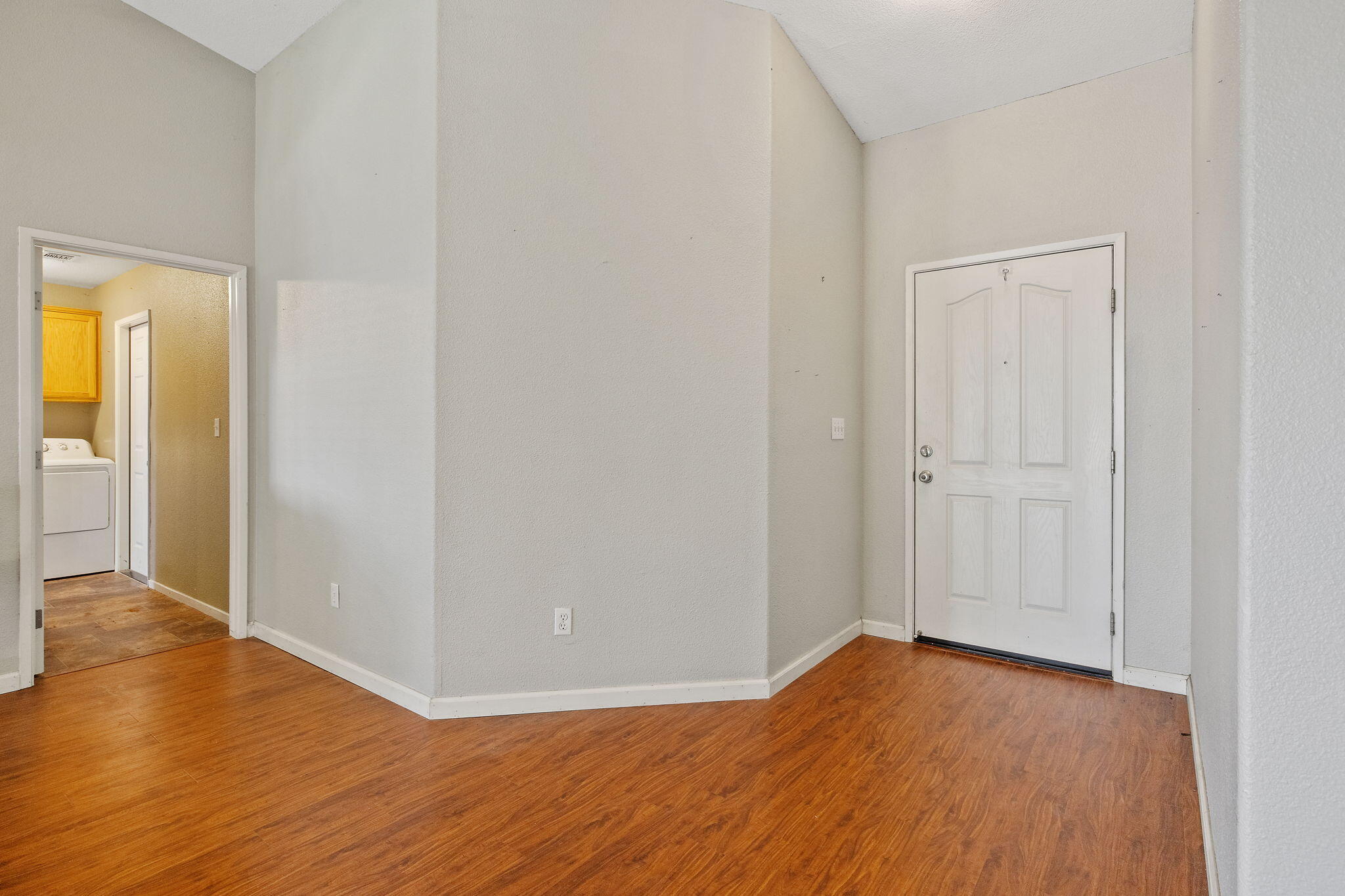4036 E Harvard Ave, Visalia, CA 93292