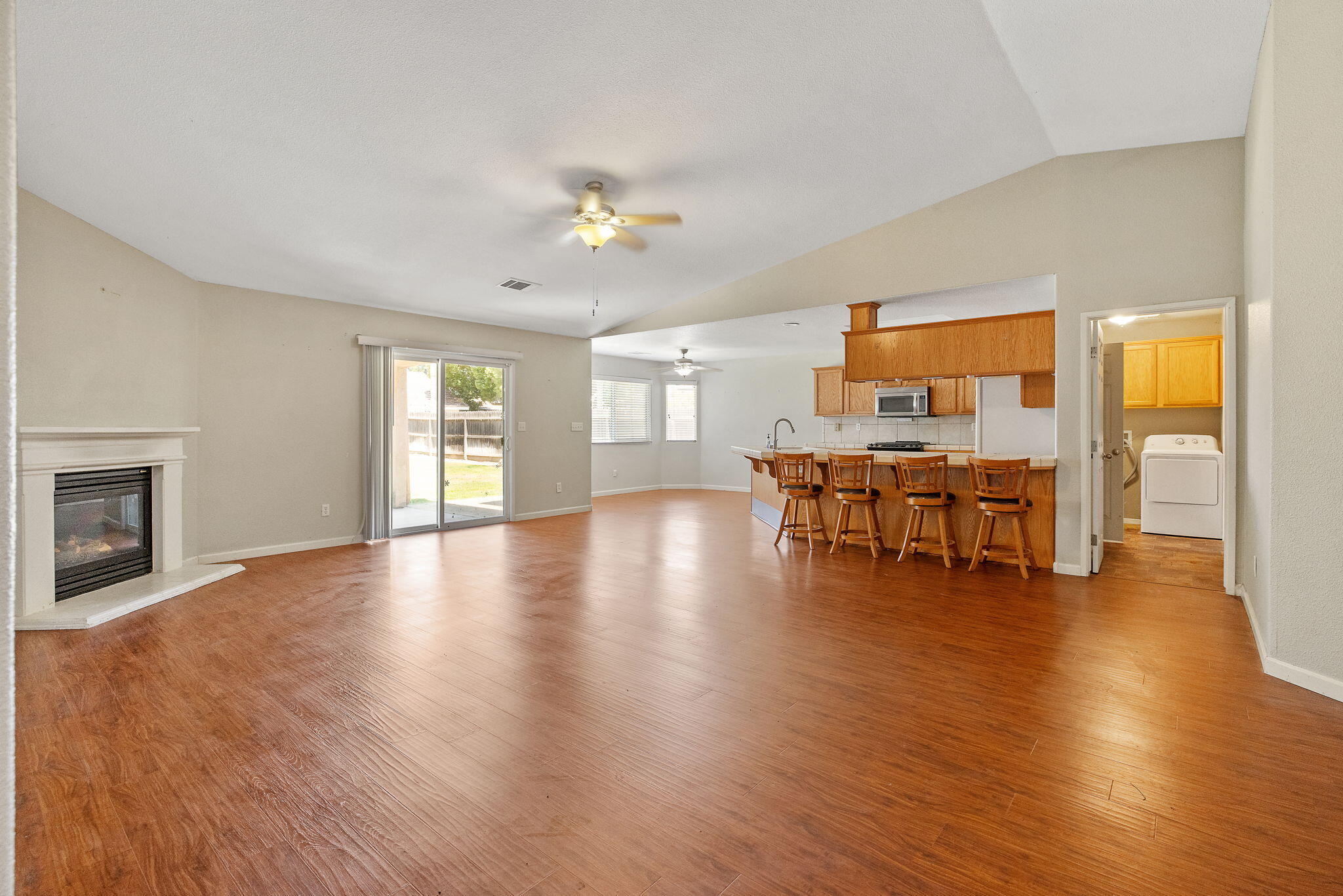 4036 E Harvard Ave, Visalia, CA 93292
