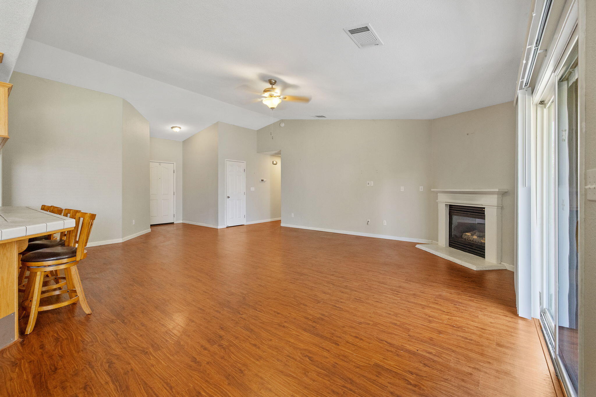 4036 E Harvard Ave, Visalia, CA 93292