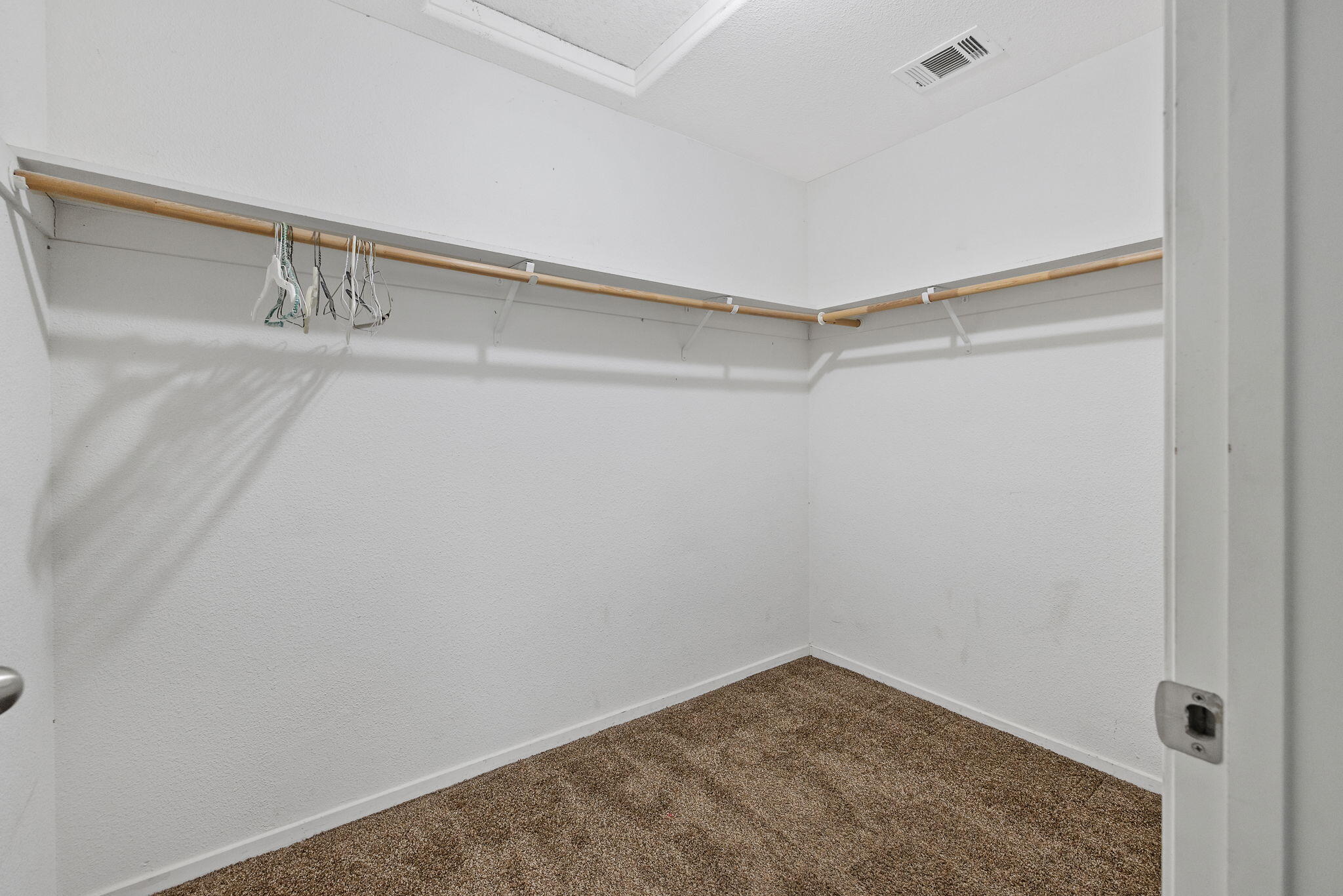 4036 E Harvard Ave, Visalia, CA 93292
