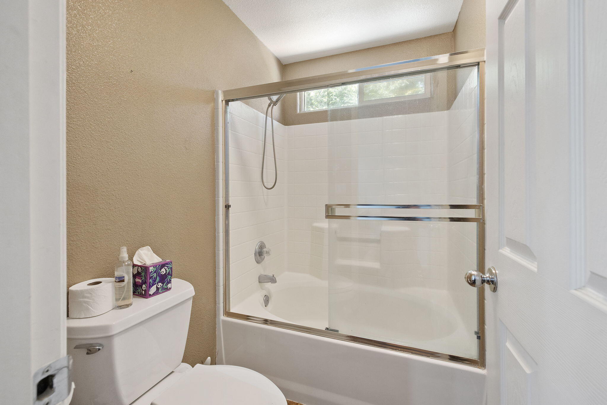 4036 E Harvard Ave, Visalia, CA 93292
