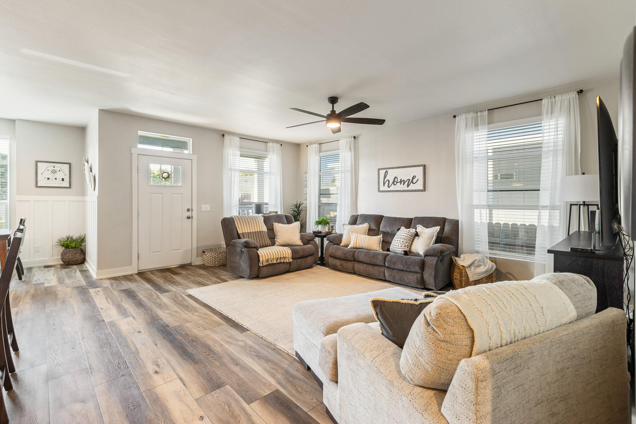 100 S Westwood St #146, Porterville, CA 93257