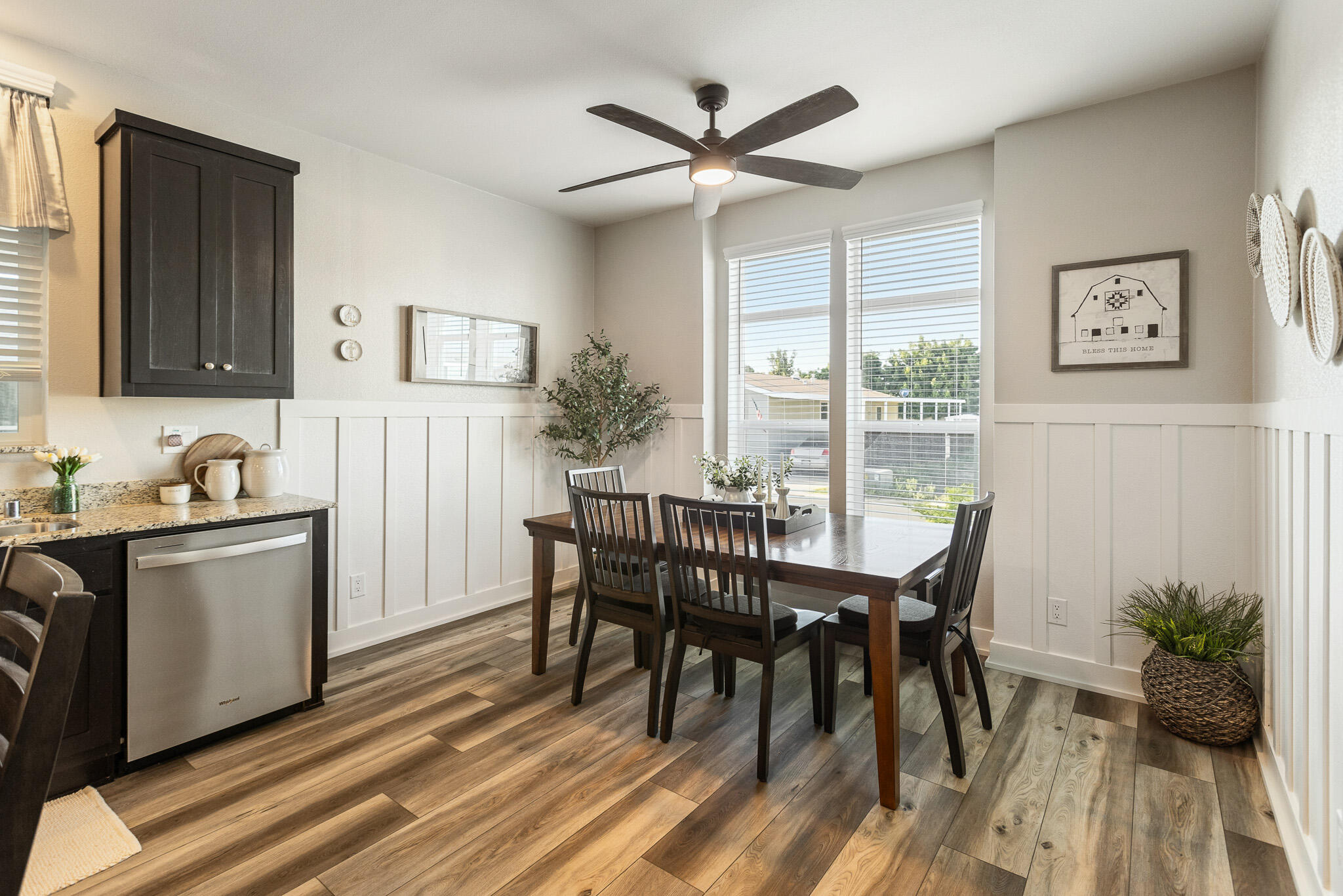 100 S Westwood St #146, Porterville, CA 93257