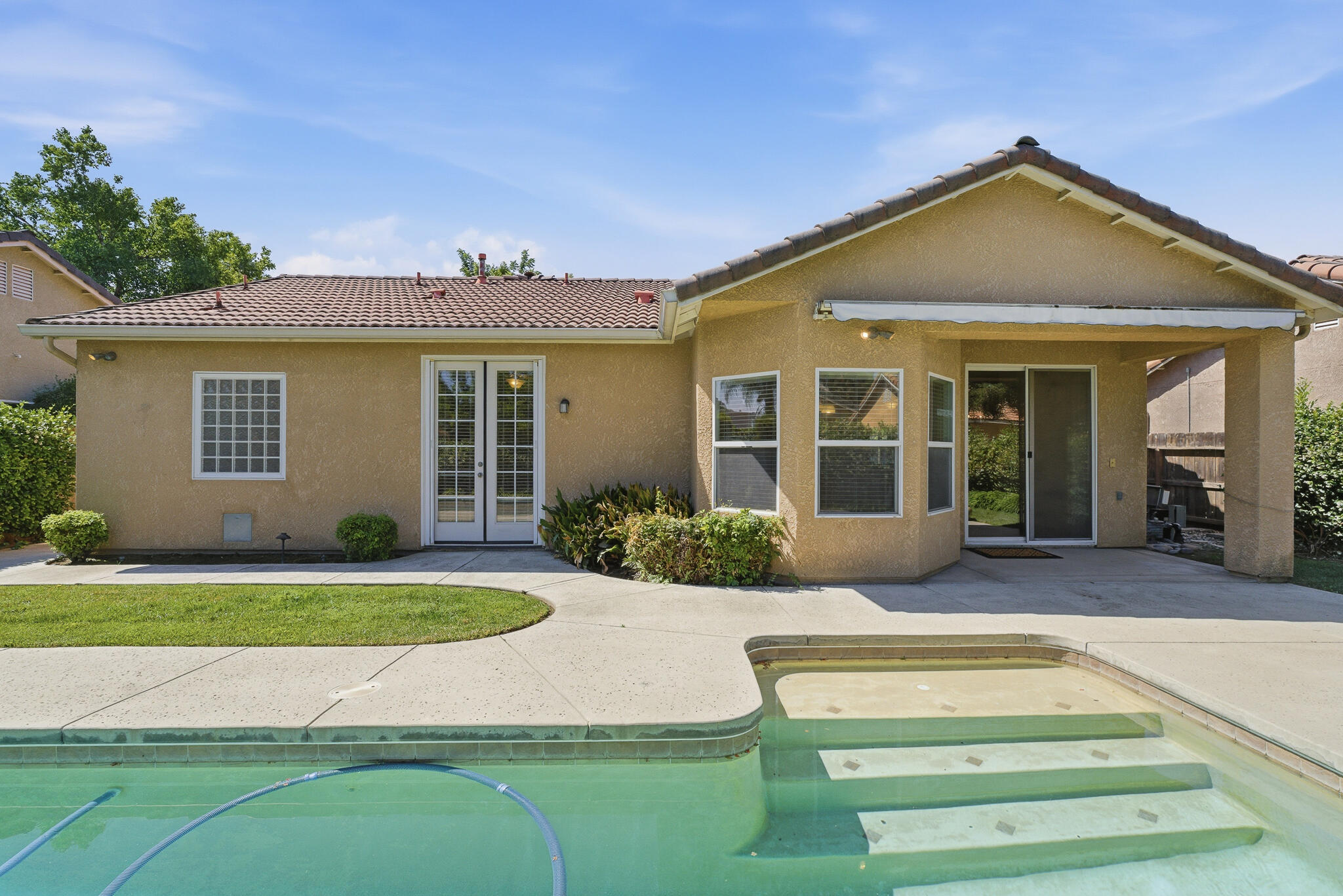 1738 Malvasia Ave, Tulare, CA 93274