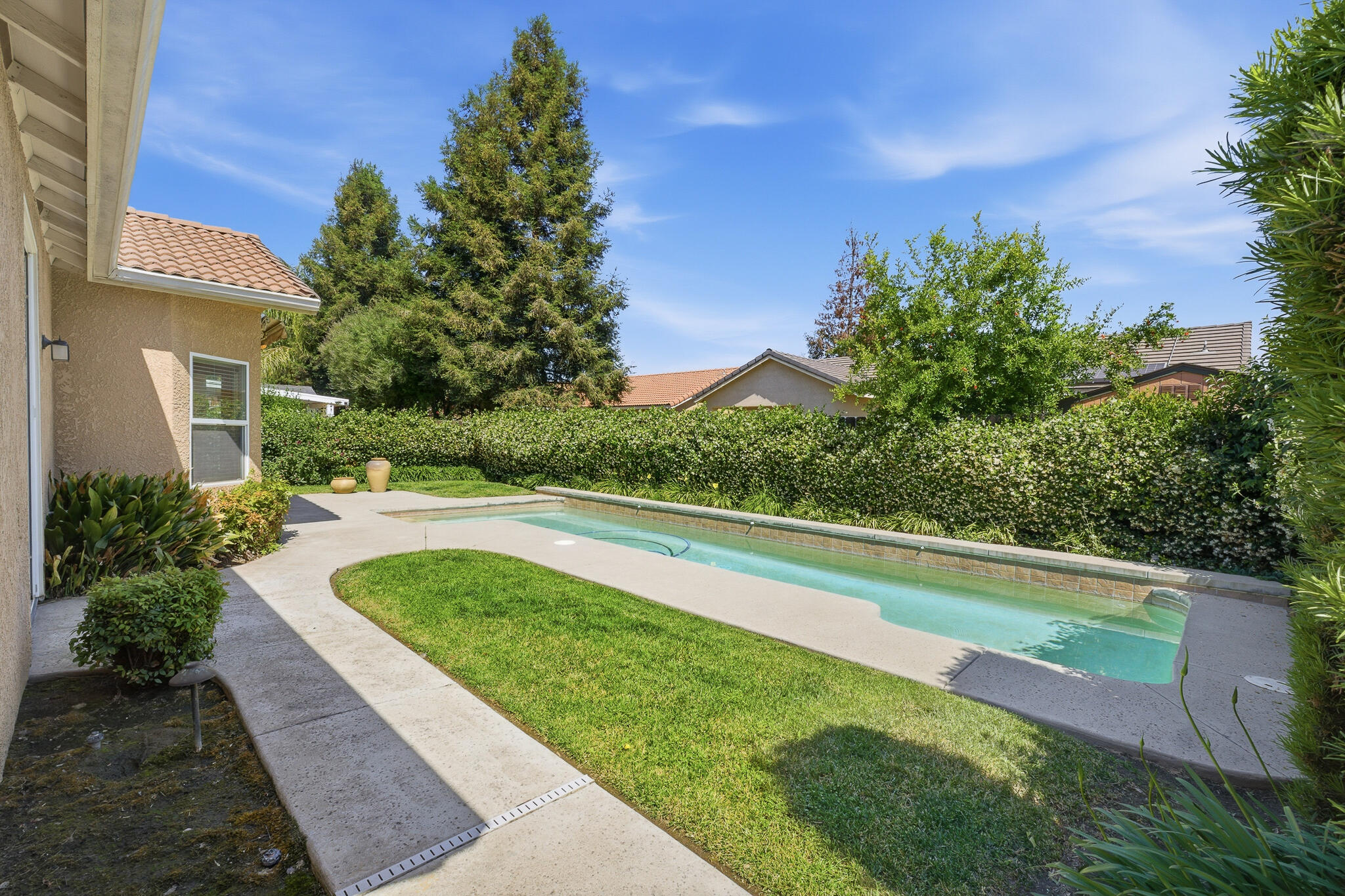 1738 Malvasia Ave, Tulare, CA 93274