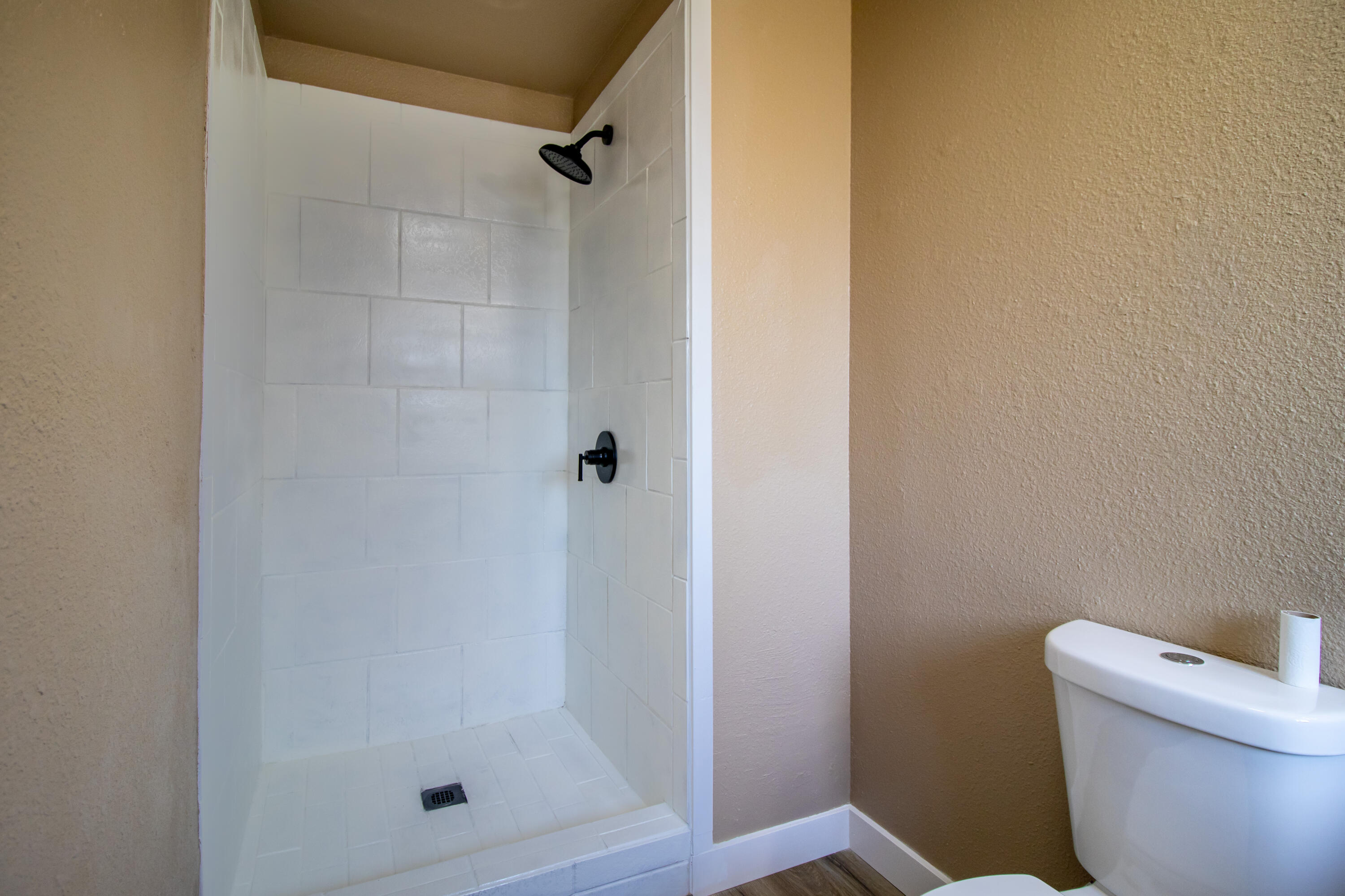 1620 W Grand Ave, Porterville, CA 93257