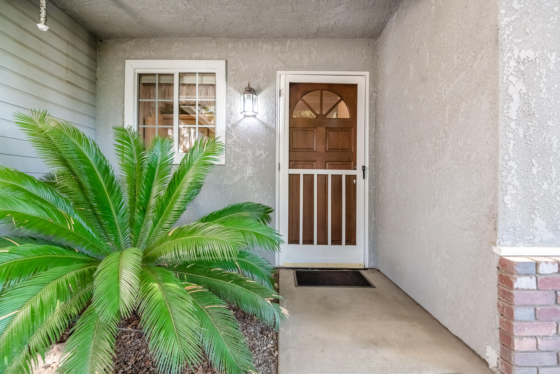 5937 W Feemster Ave, Visalia, CA 93277