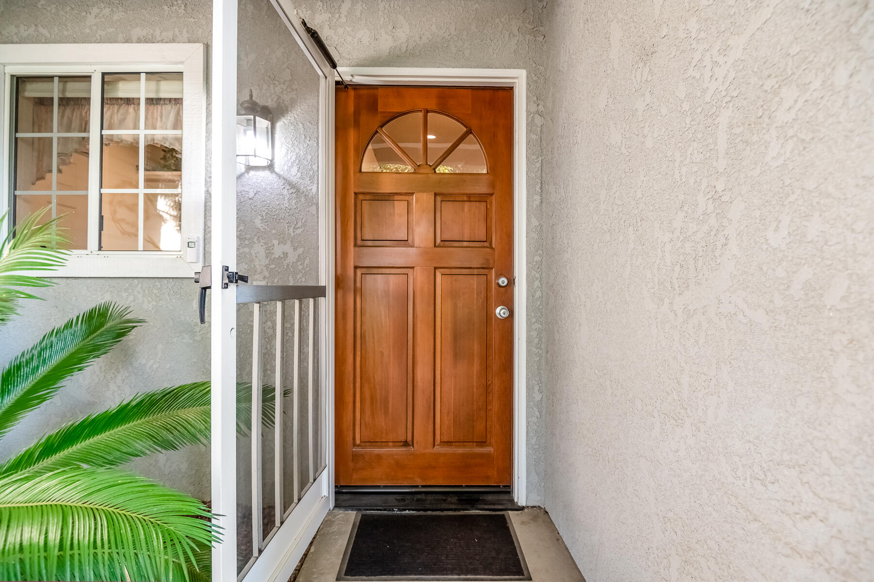 5937 W Feemster Ave, Visalia, CA 93277