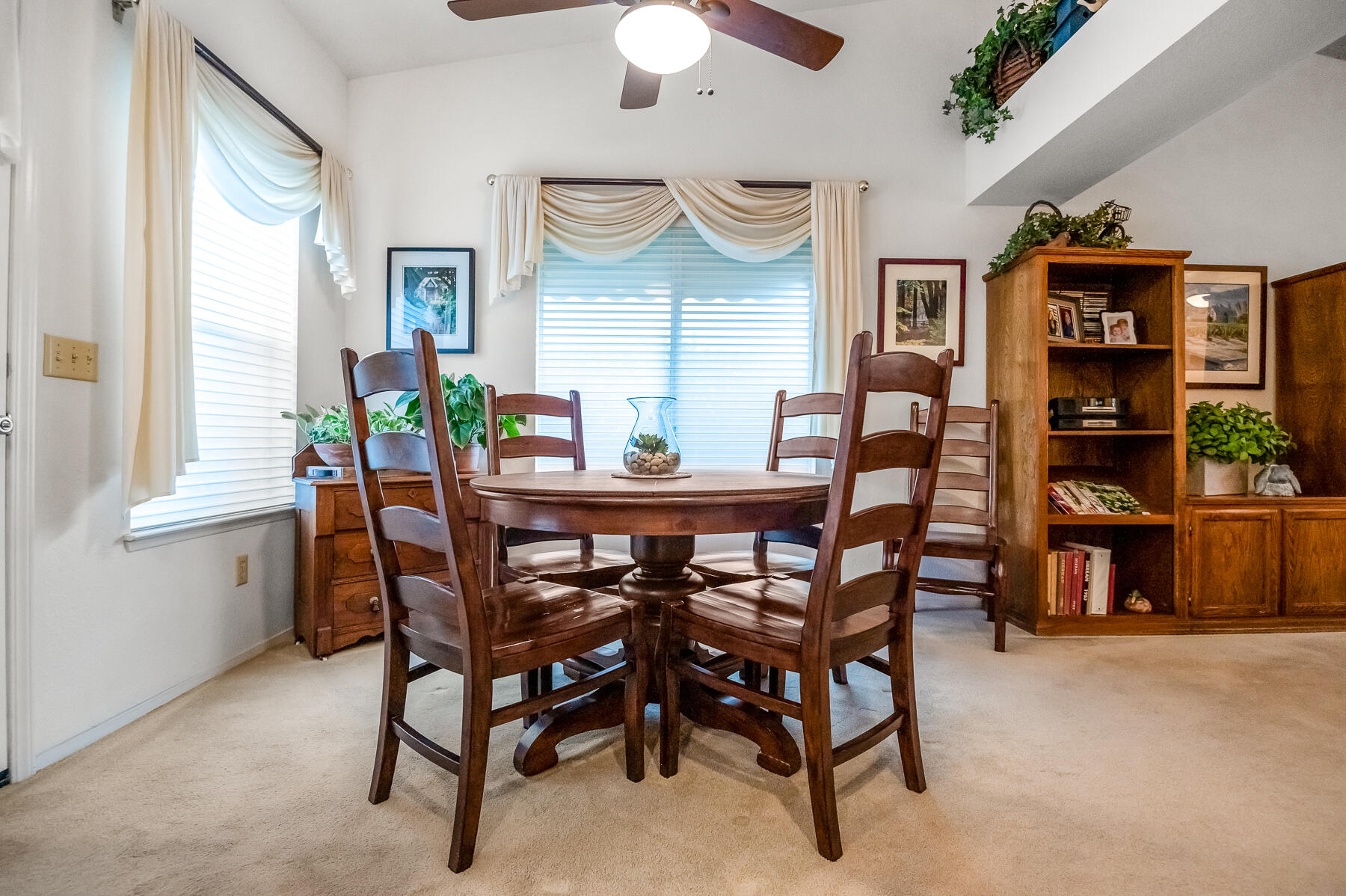 5937 W Feemster Ave, Visalia, CA 93277