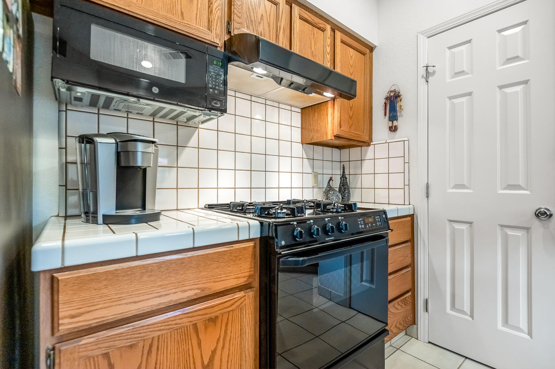 5937 W Feemster Ave, Visalia, CA 93277