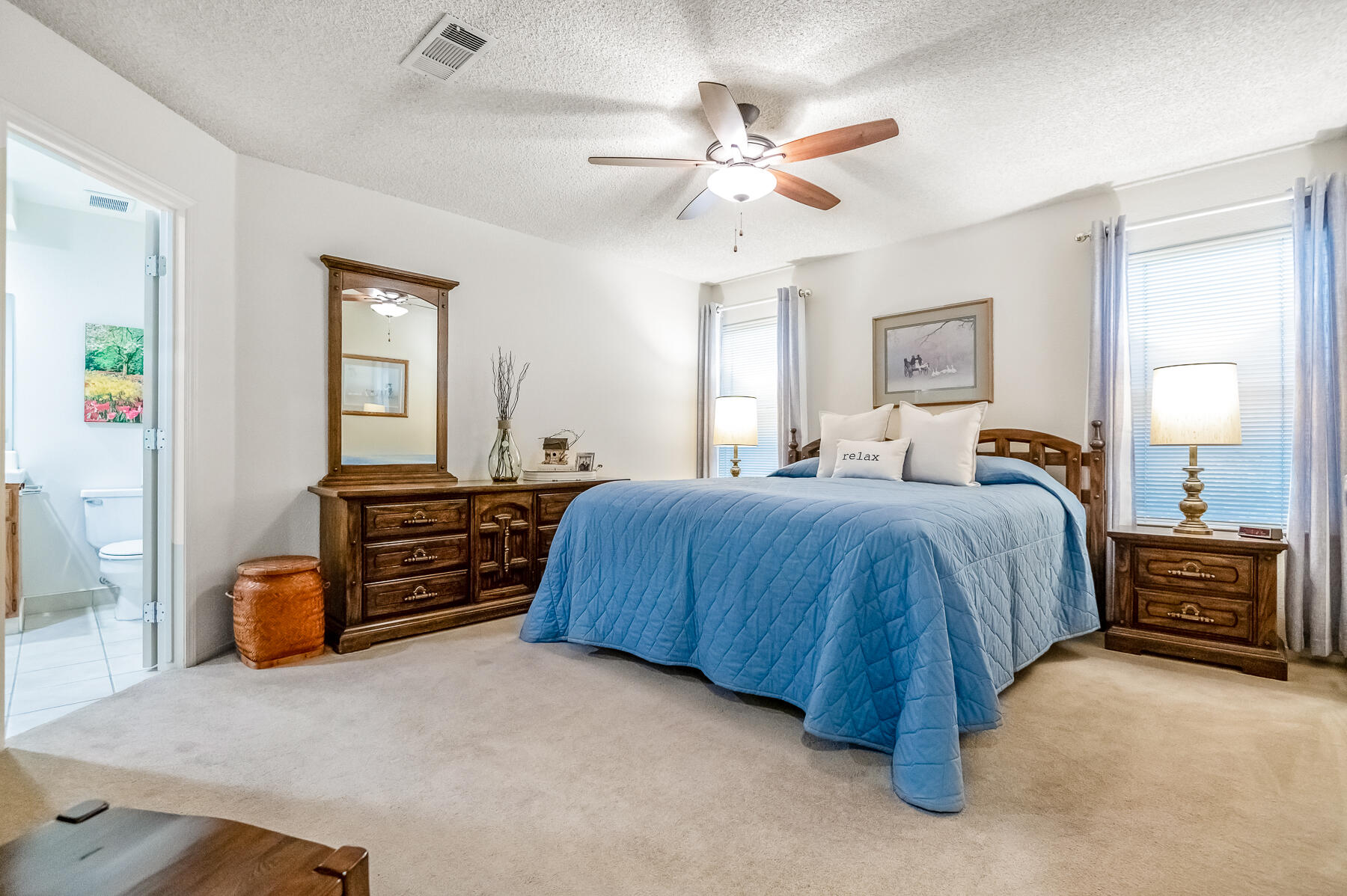 5937 W Feemster Ave, Visalia, CA 93277