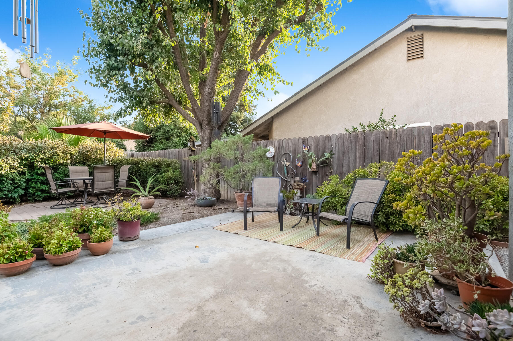 5937 W Feemster Ave, Visalia, CA 93277