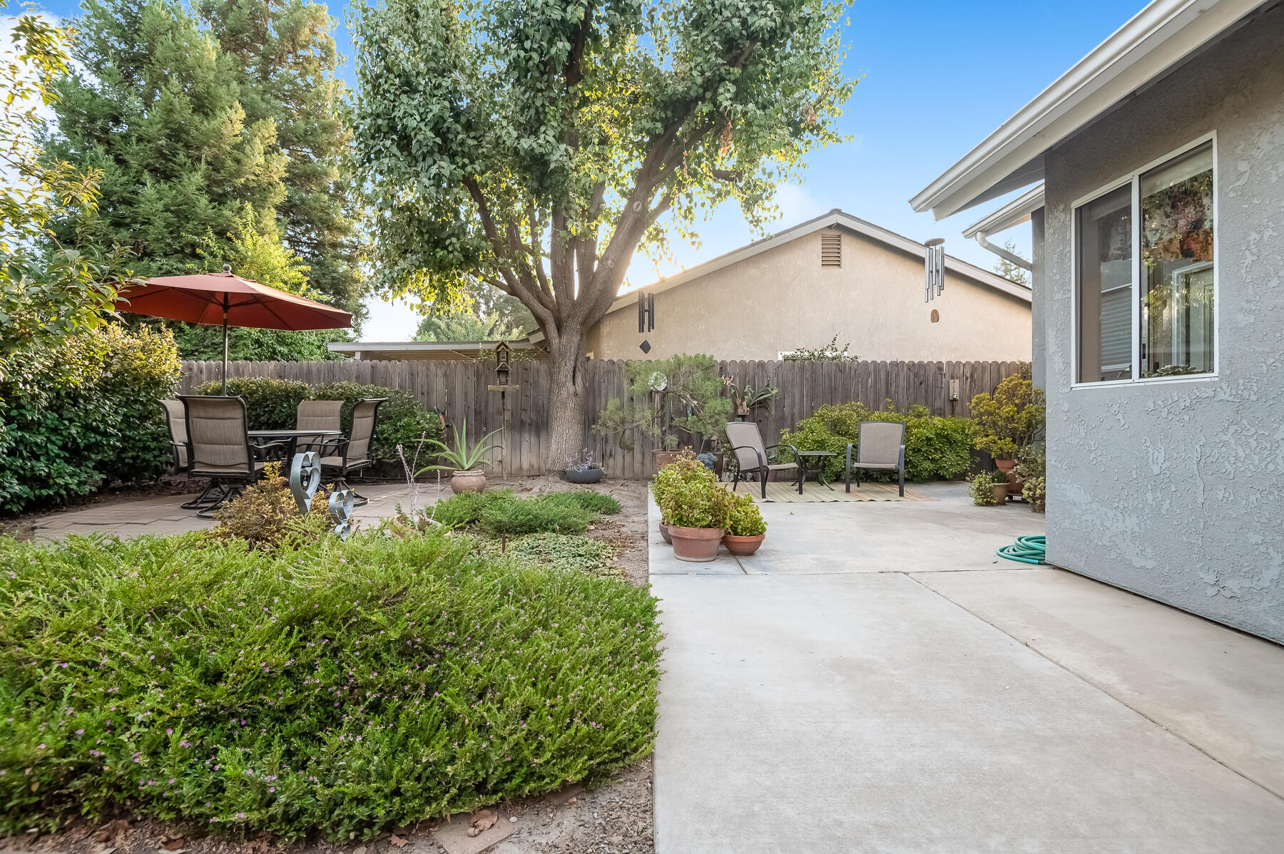 5937 W Feemster Ave, Visalia, CA 93277