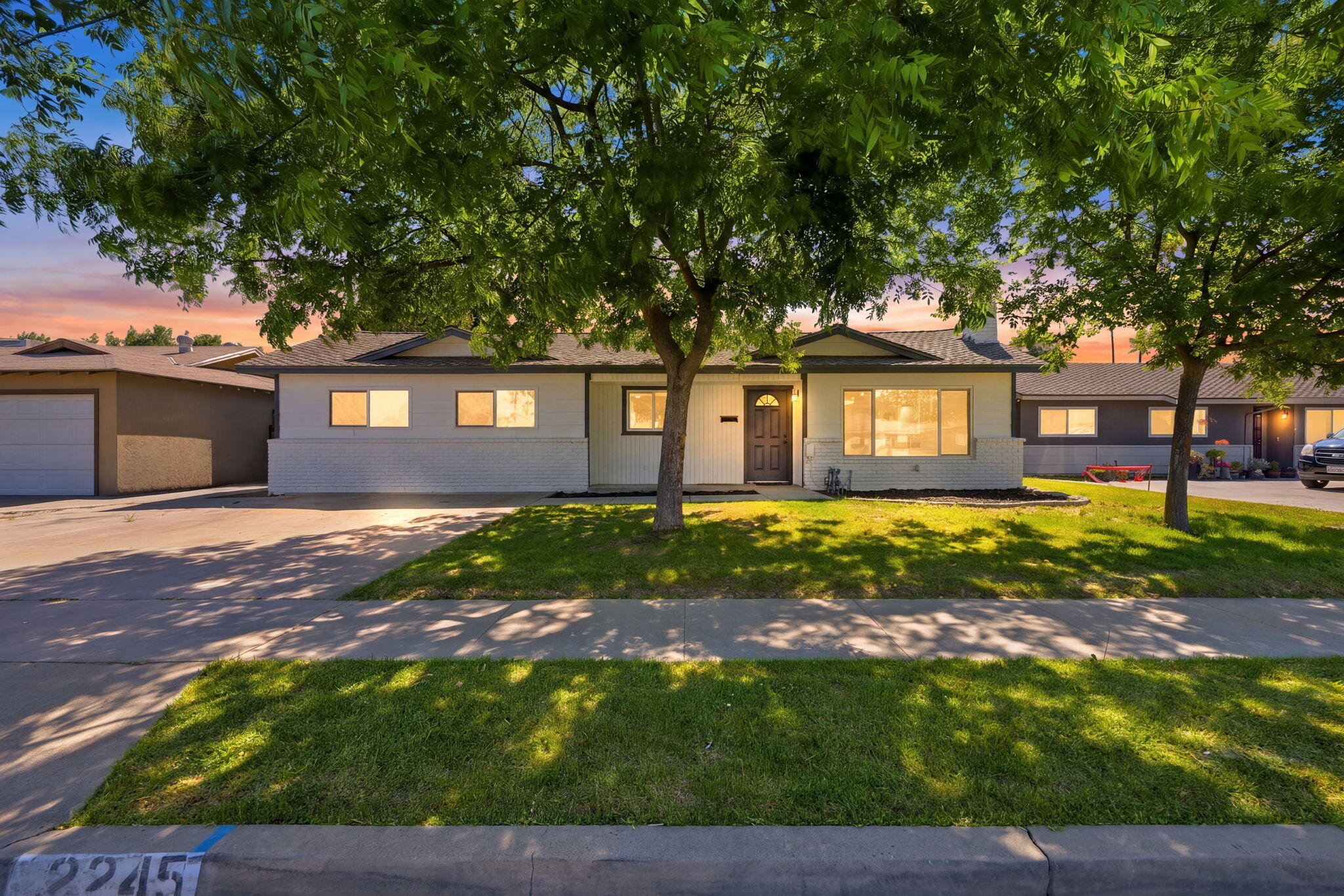 2245 E Lemmon Way, Hanford, CA 93230