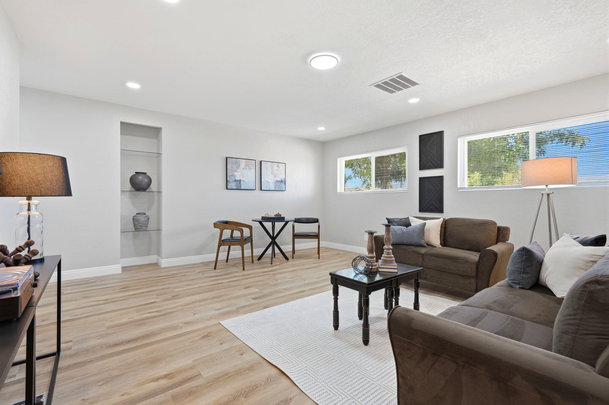 2245 E Lemmon Way, Hanford, CA 93230
