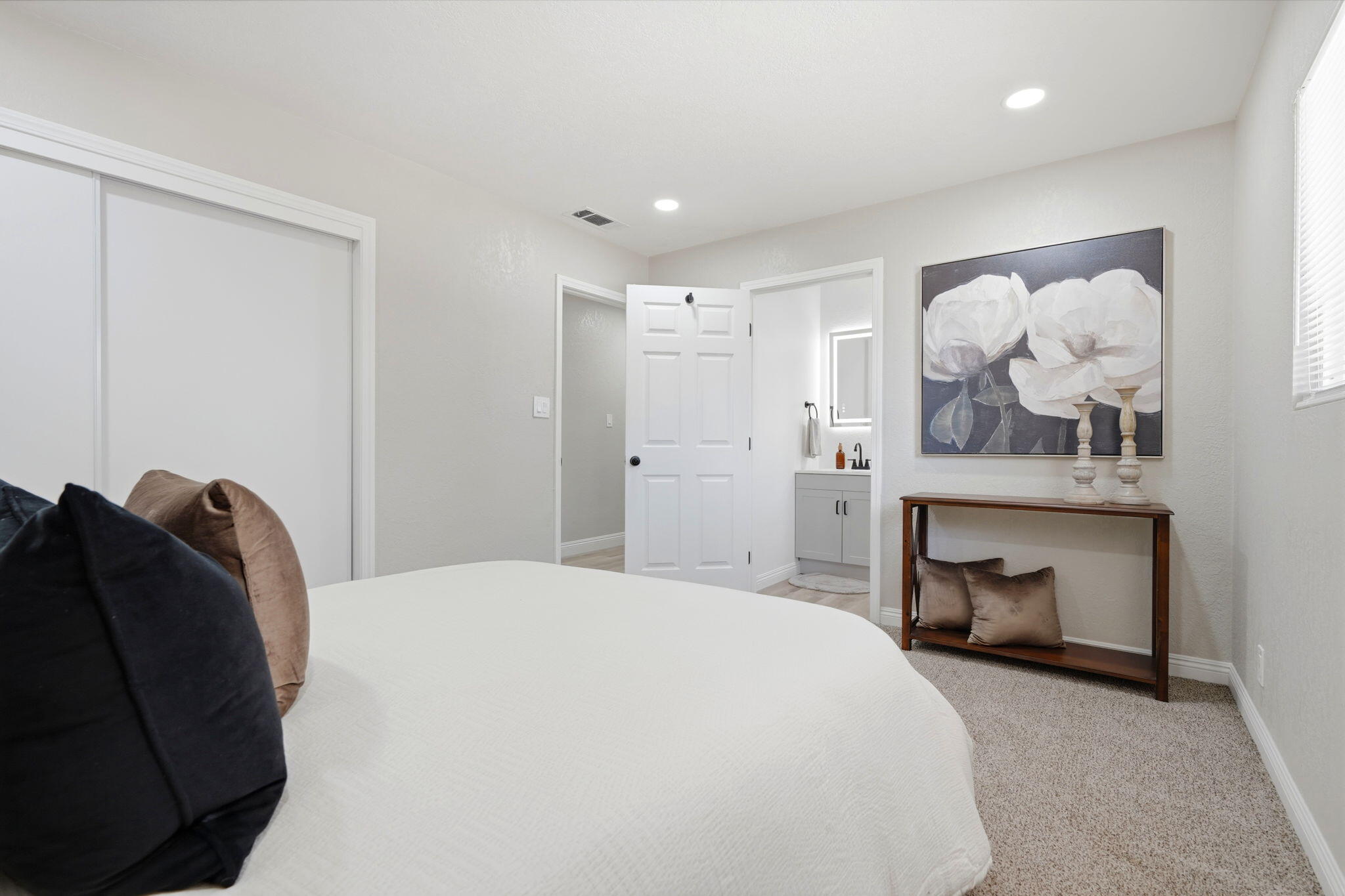 2245 E Lemmon Way, Hanford, CA 93230