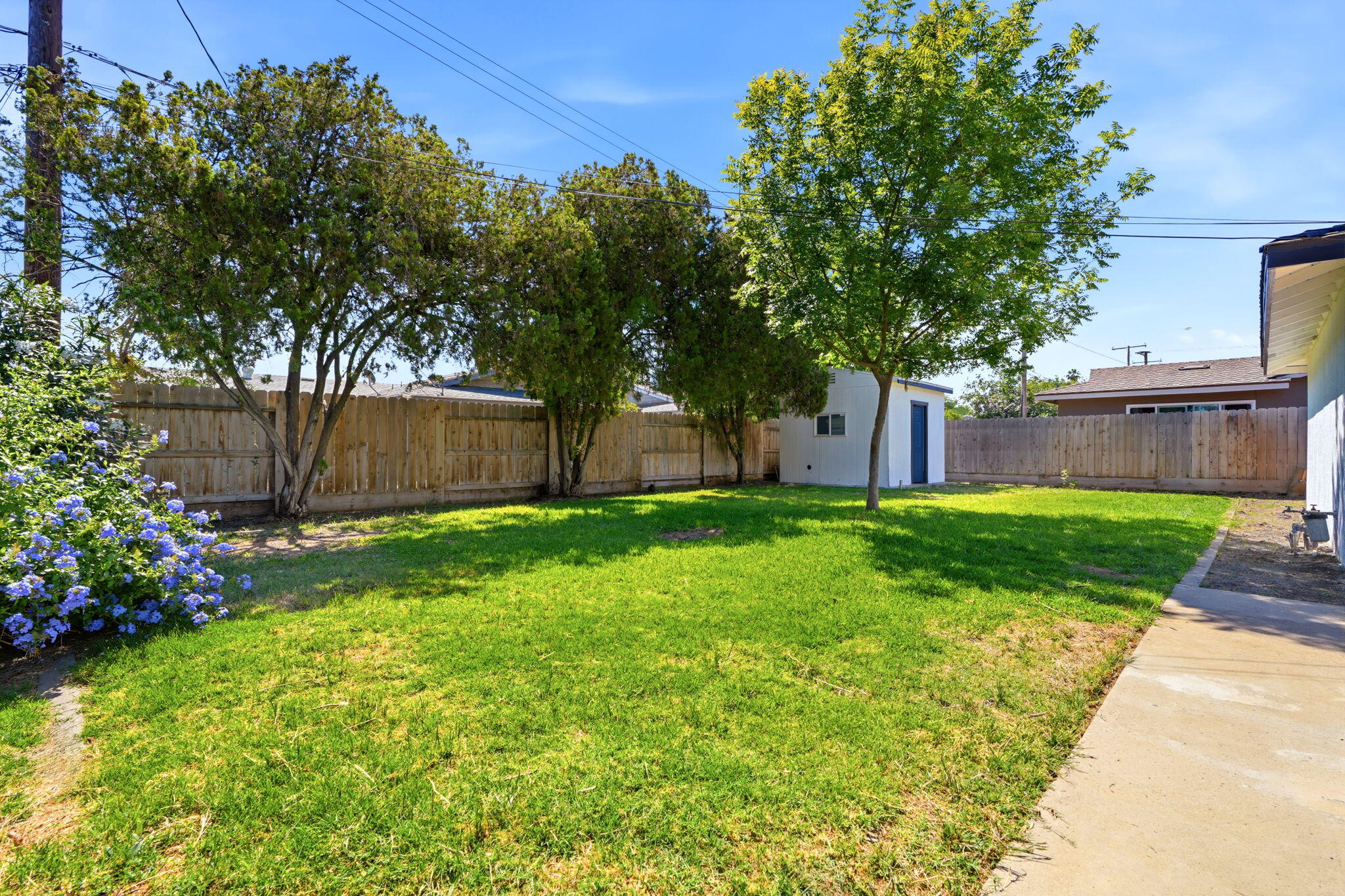 2245 E Lemmon Way, Hanford, CA 93230