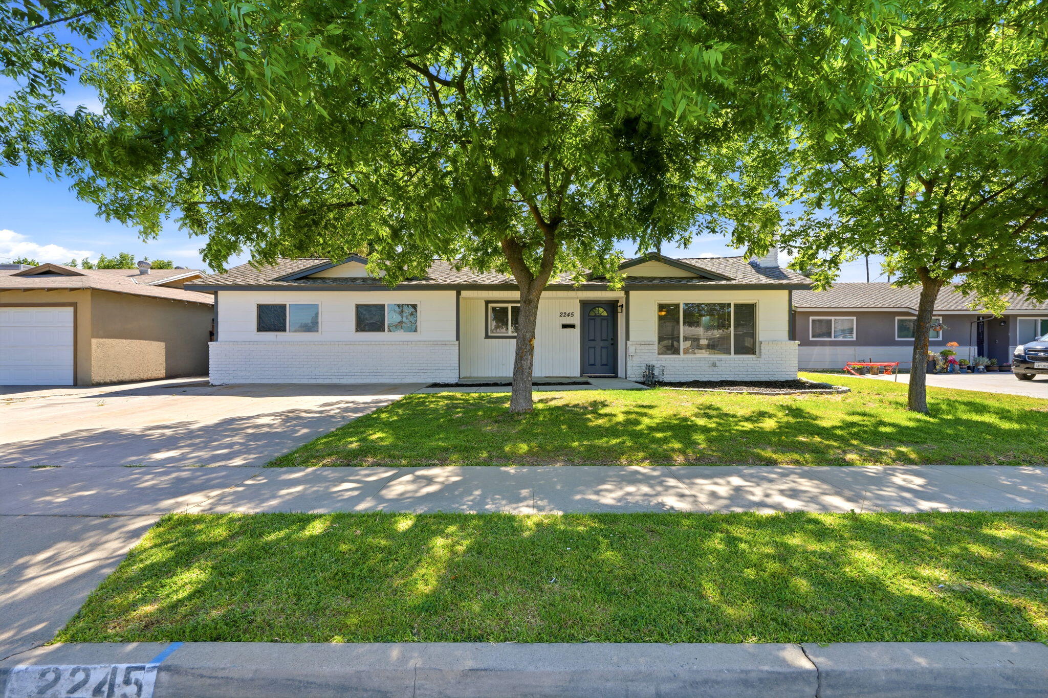 2245 E Lemmon Way, Hanford, CA 93230