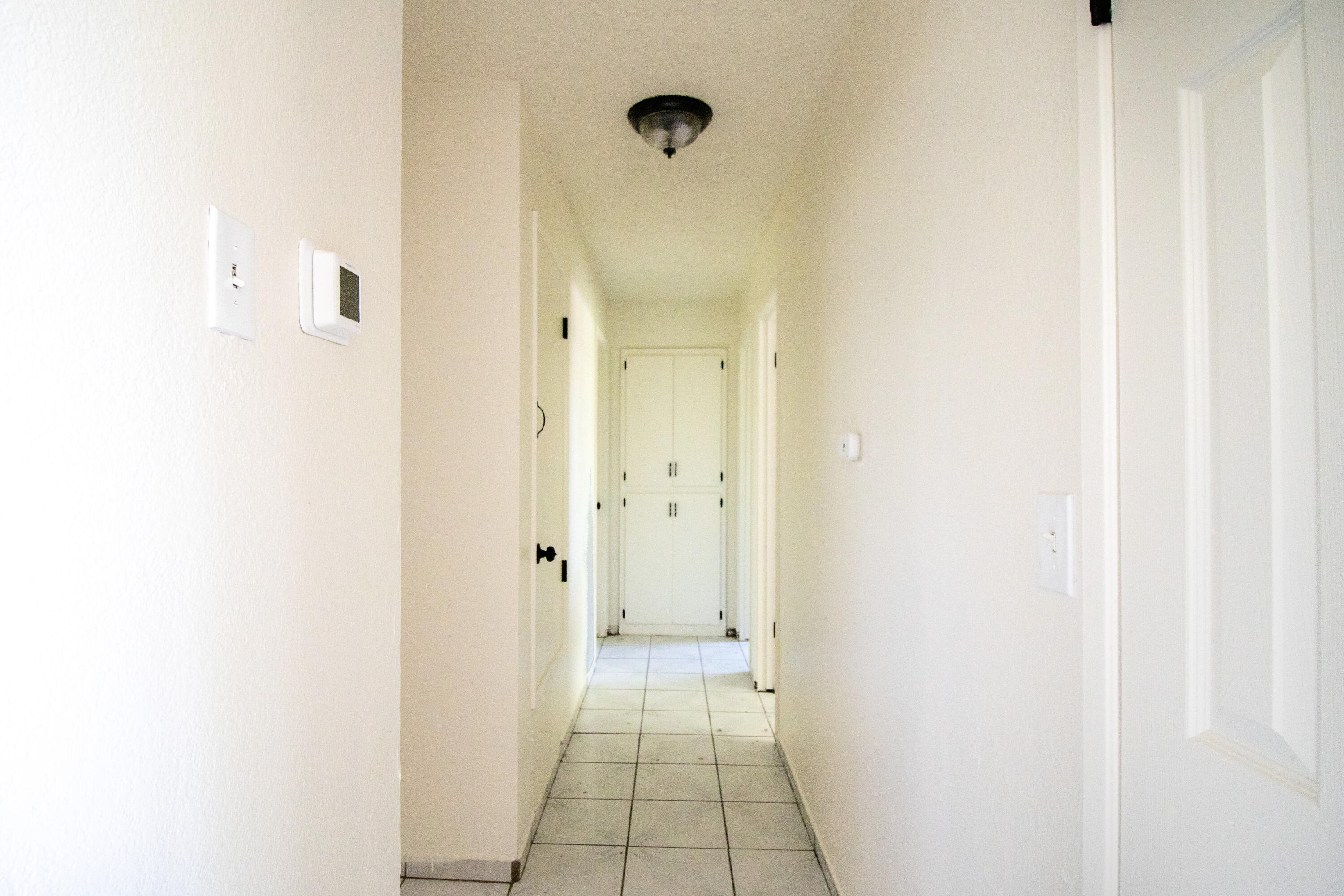 842 S P St, Tulare, CA 93274