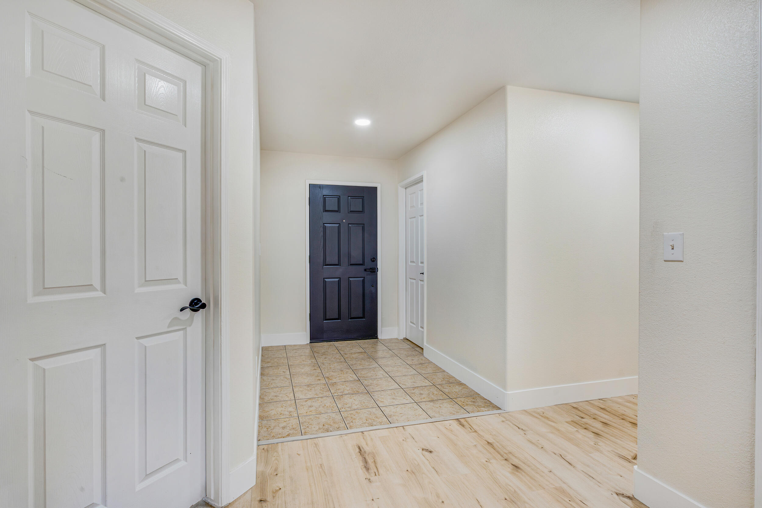 1912 Santa Maria Ave, Porterville, CA 93257