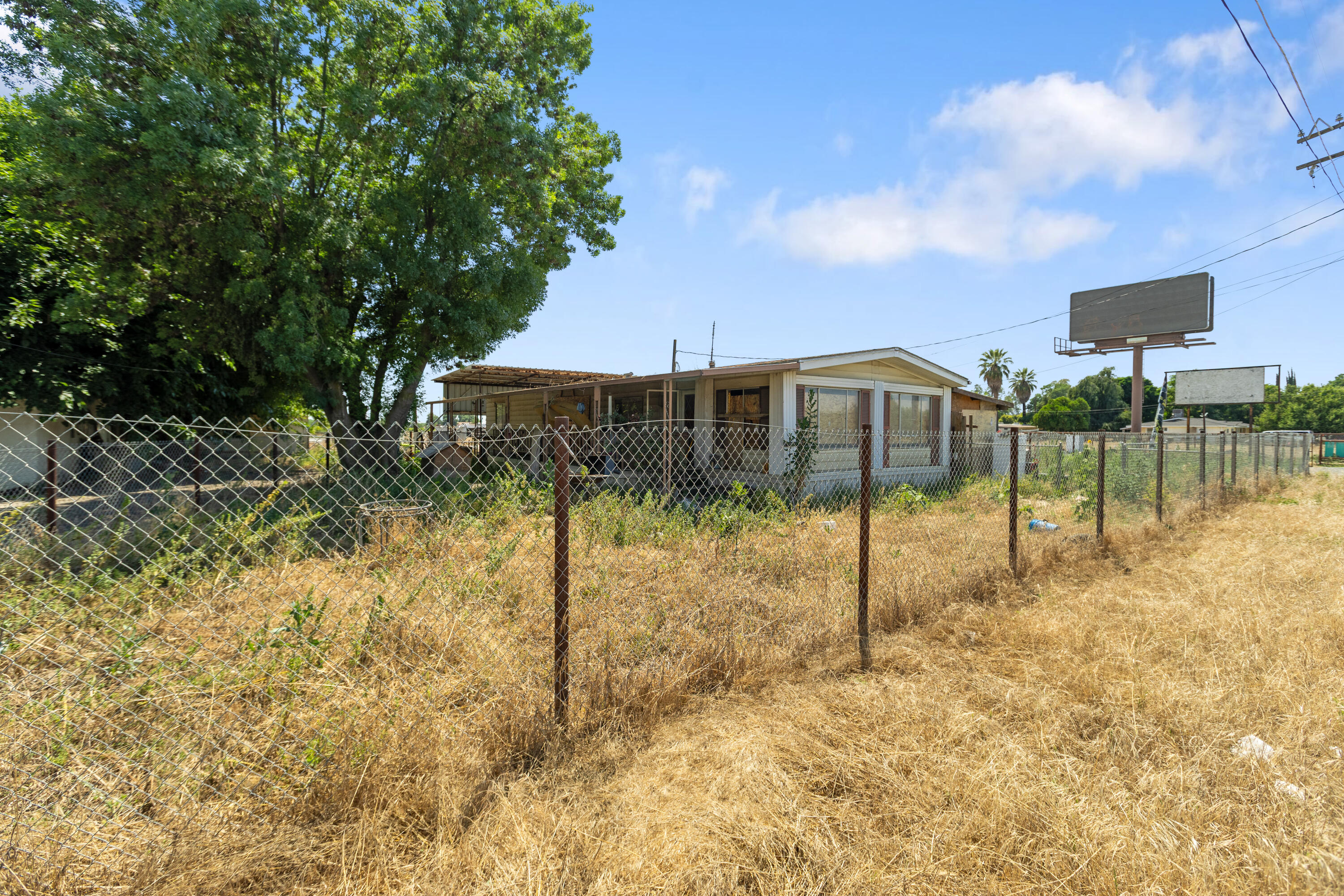 19459 Avenue 144, Porterville, CA 93257