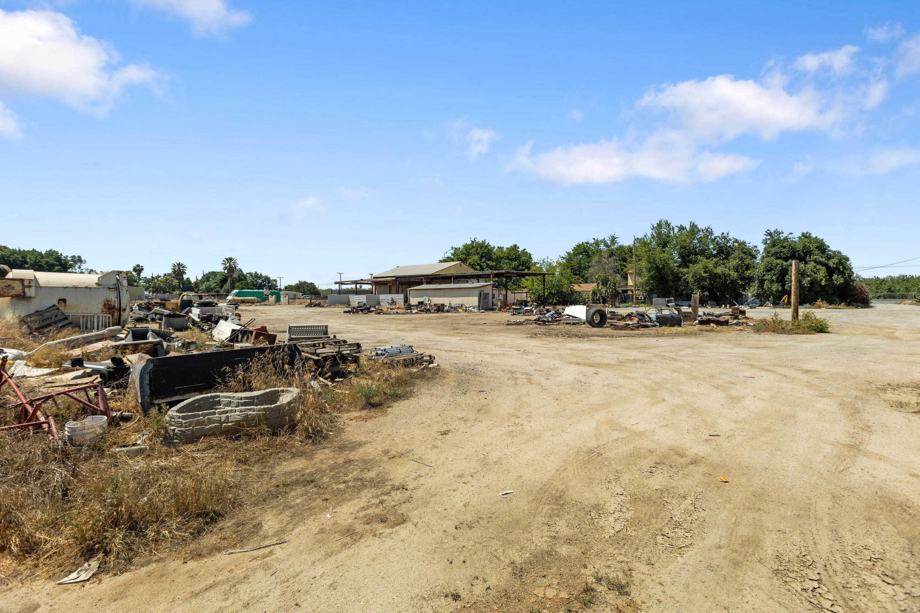 19459 Avenue 144, Porterville, CA 93257