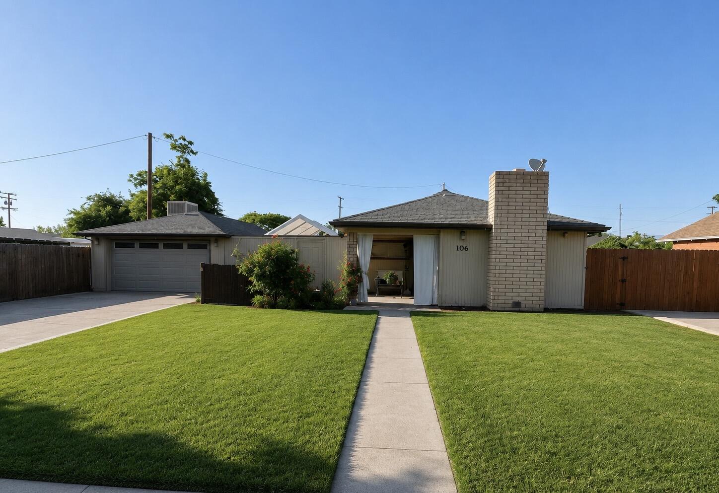 106 E Mountain View Ave, Porterville, CA 93257