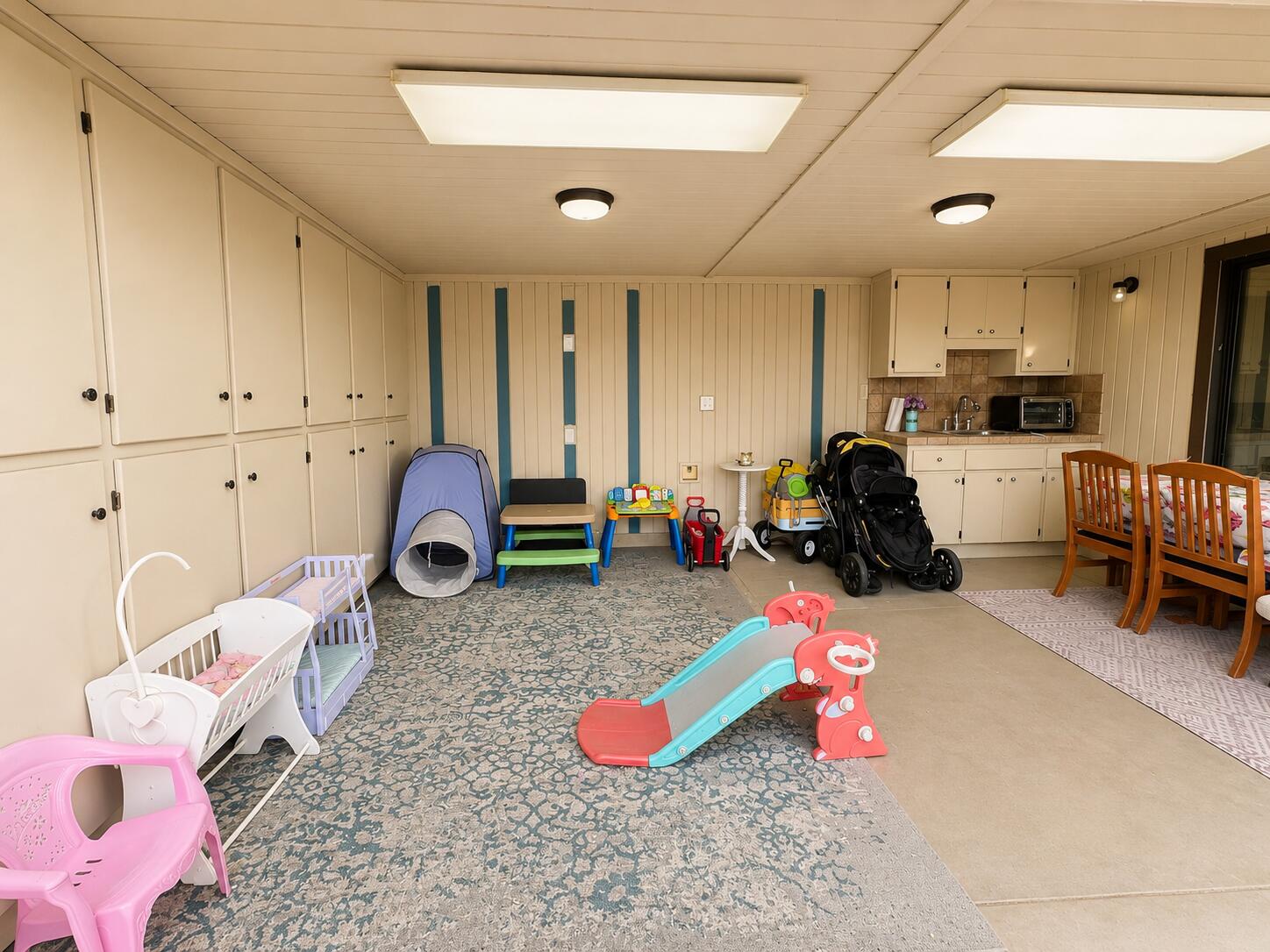 106 E Mountain View Ave, Porterville, CA 93257