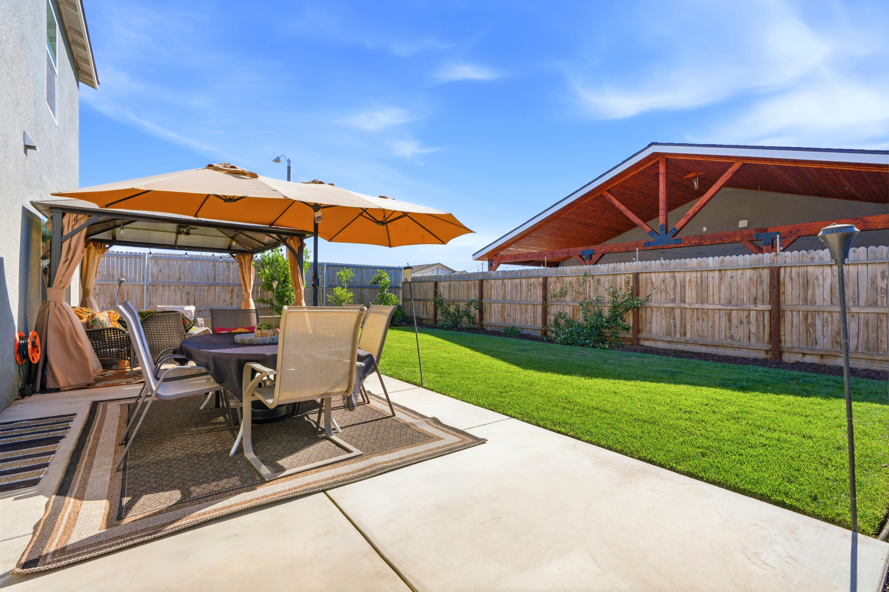 401 River St, Tulare, CA 93274
