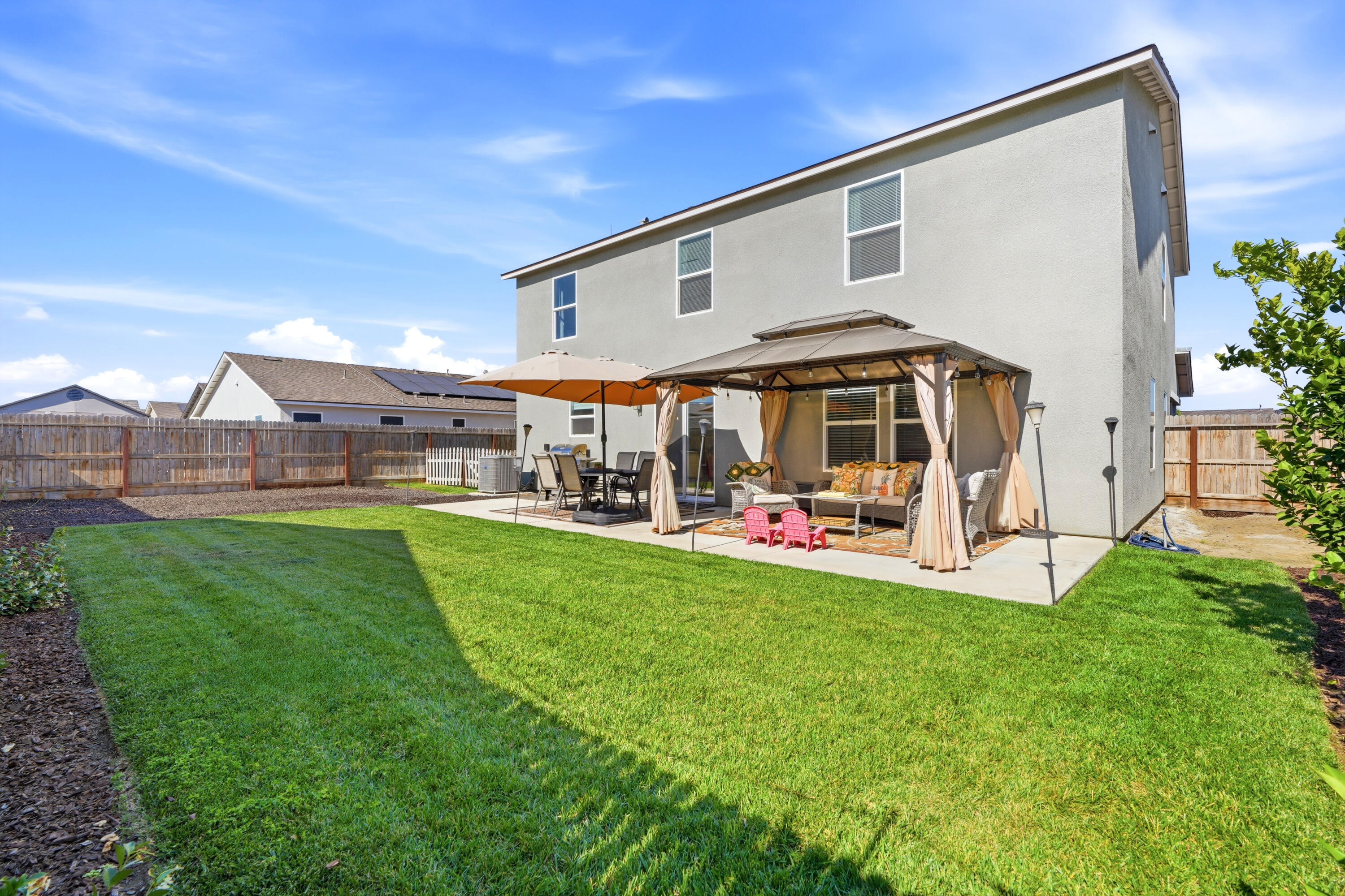401 River St, Tulare, CA 93274