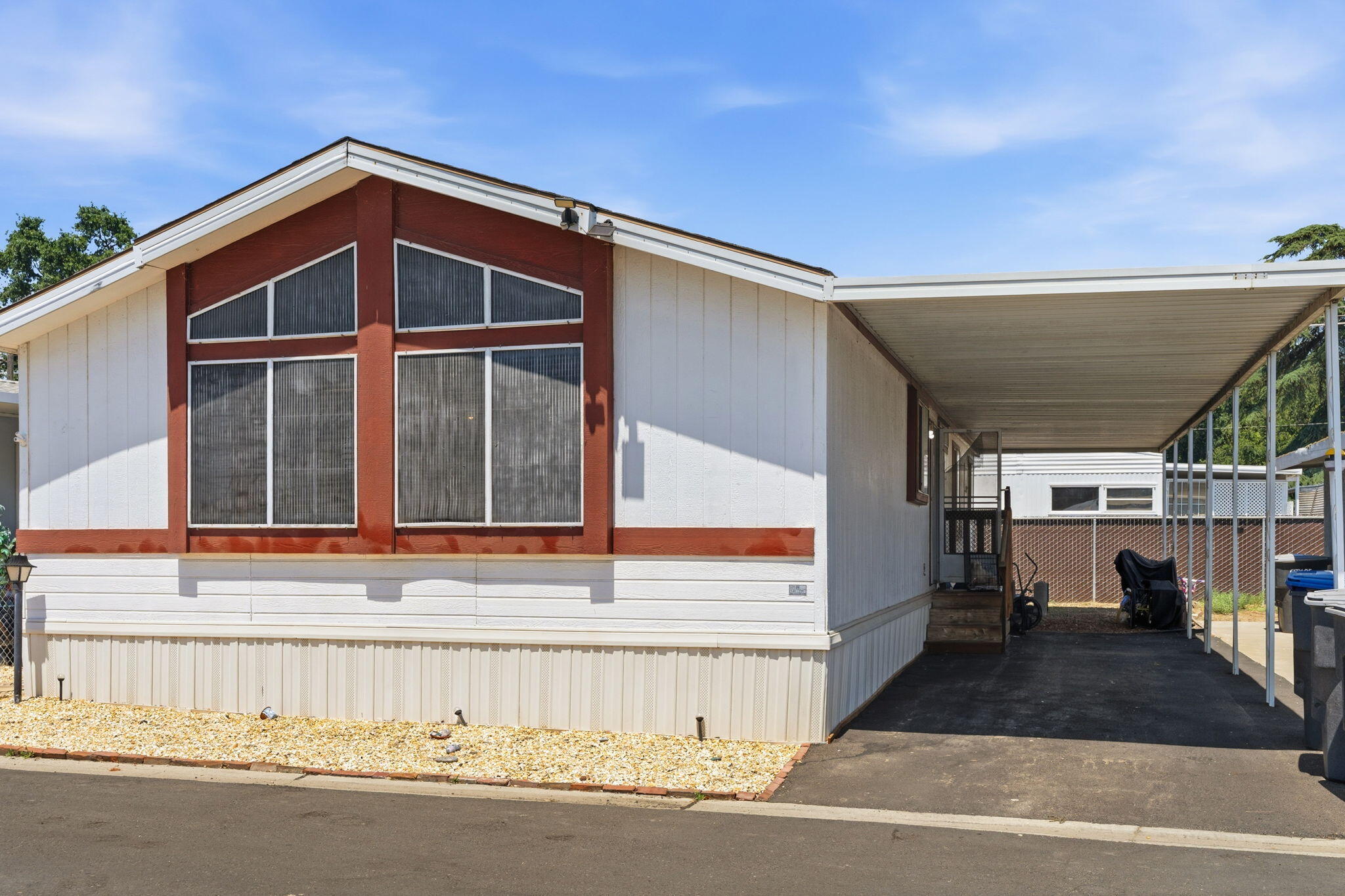 26814 S Mooney Blvd #B50, Visalia, CA 93277