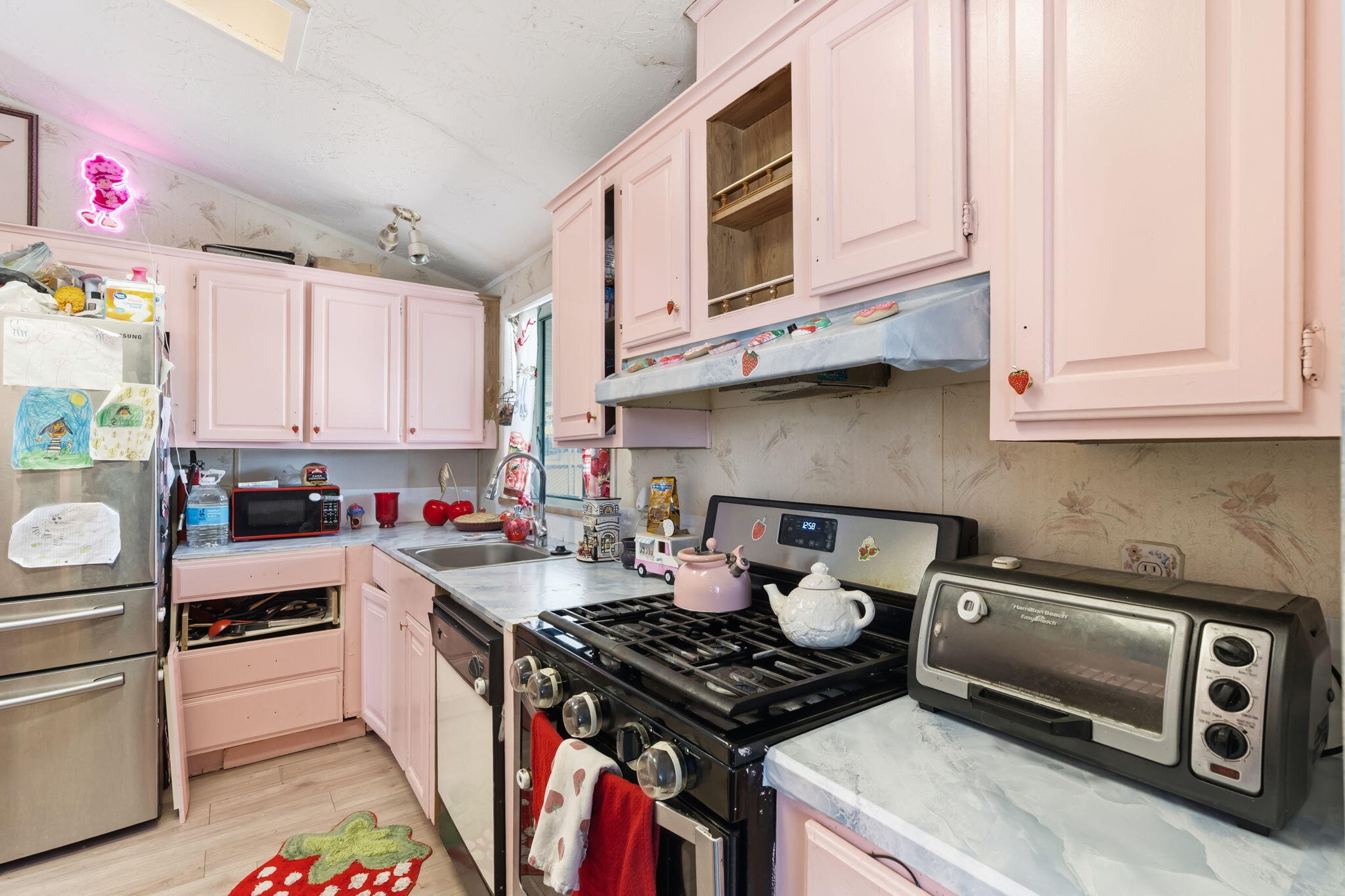 26814 S Mooney Blvd #B50, Visalia, CA 93277