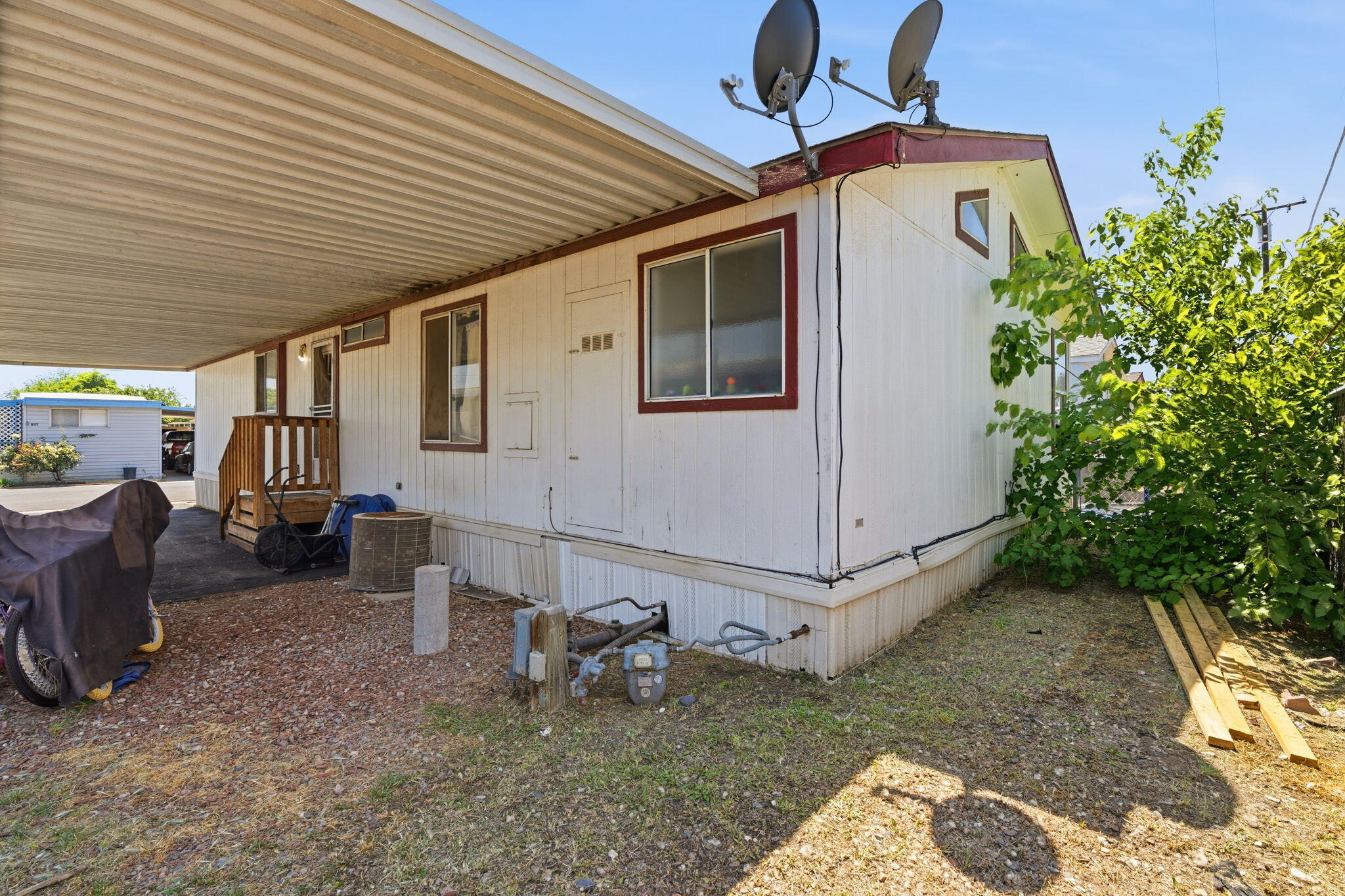 26814 S Mooney Blvd #B50, Visalia, CA 93277
