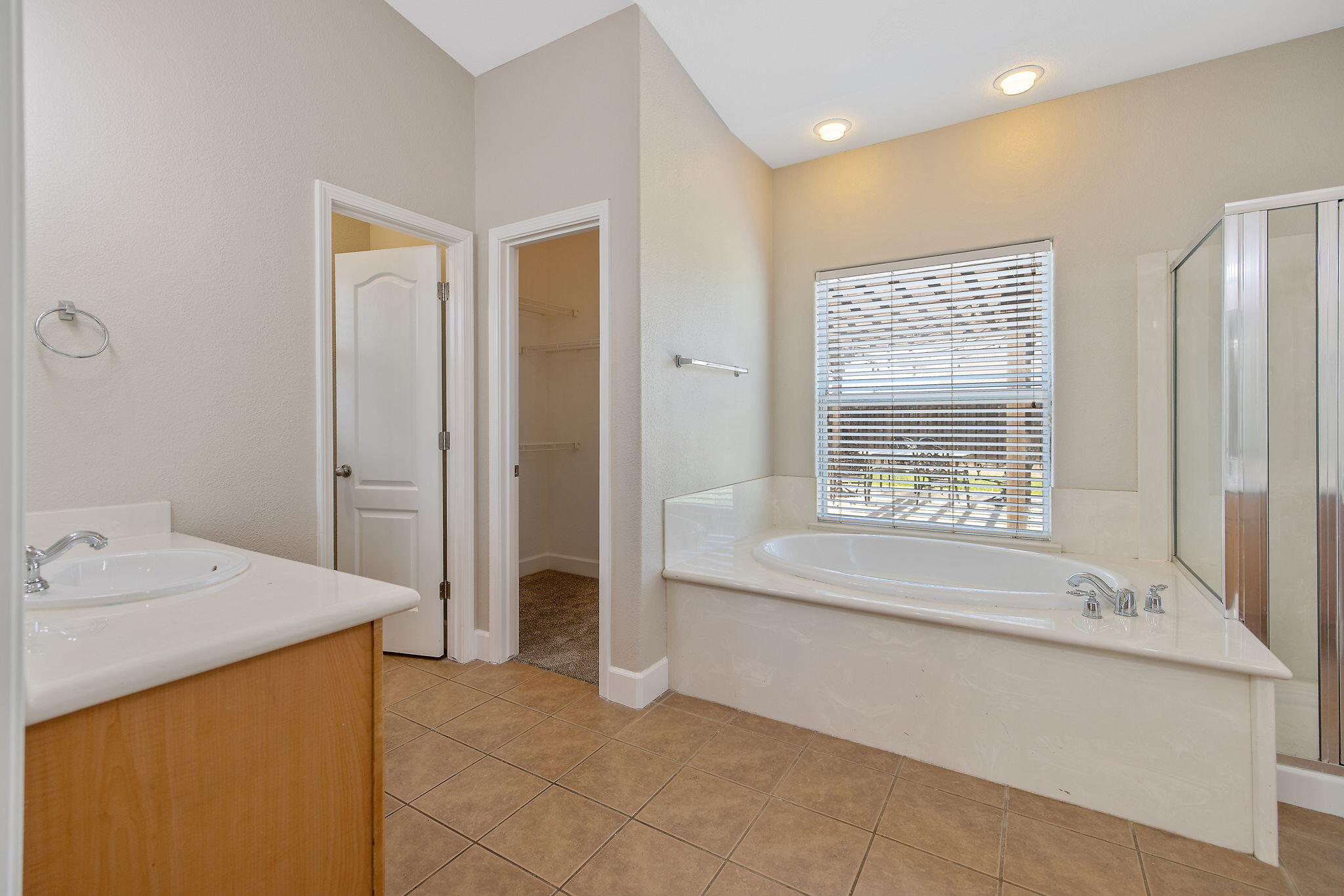 5048 W Wren Ave, Visalia, CA 93291
